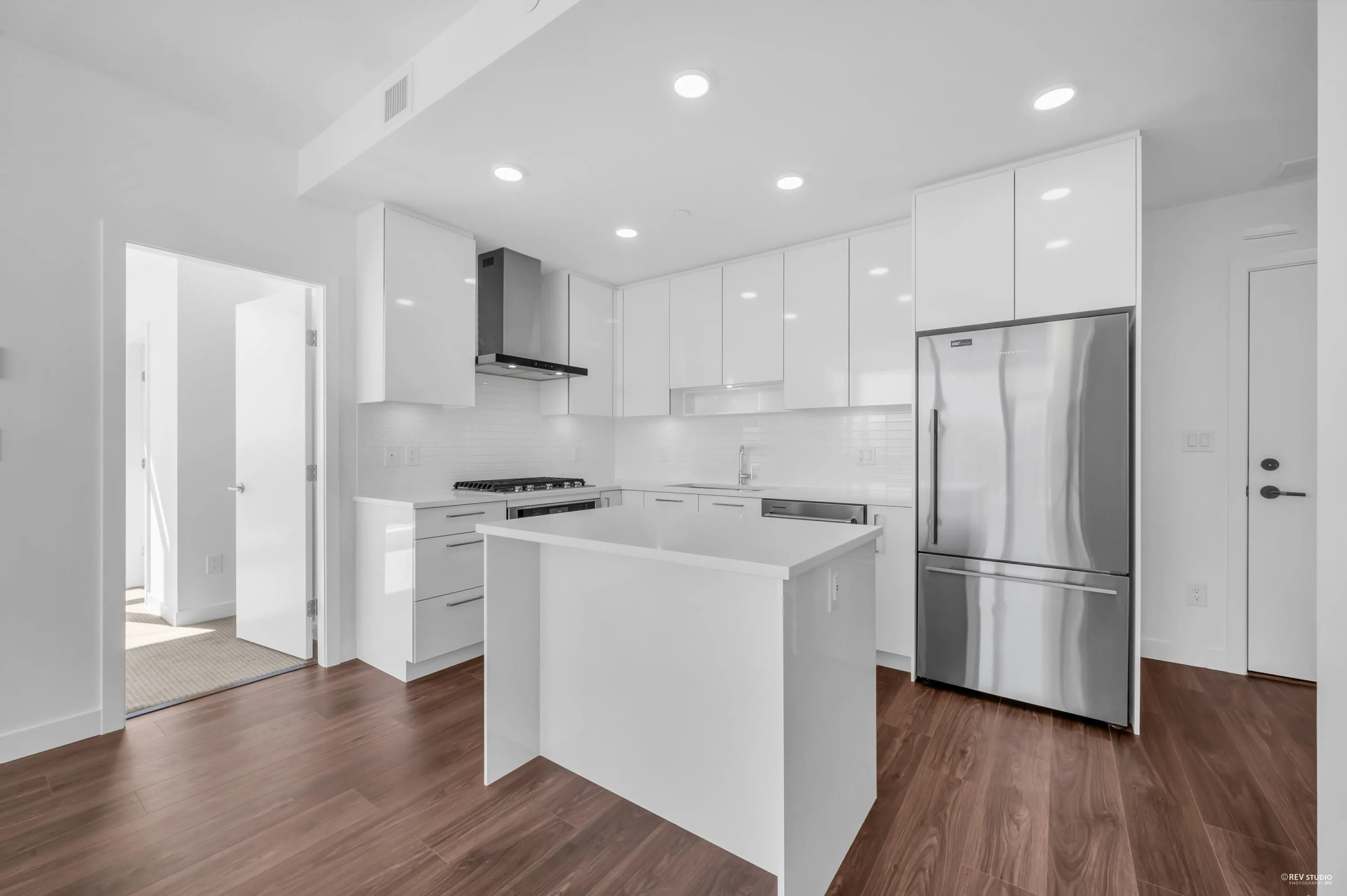 2903 518 Clarke Road