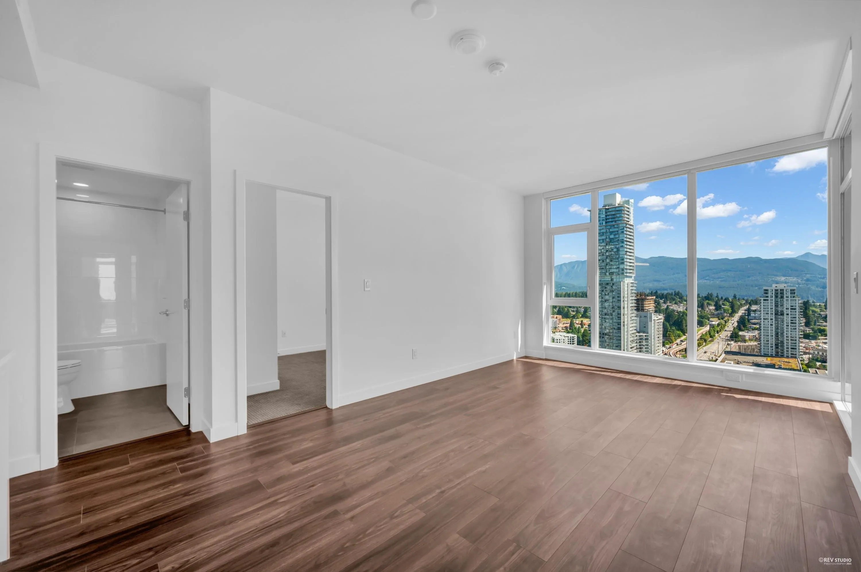 2903 518 Clarke Road