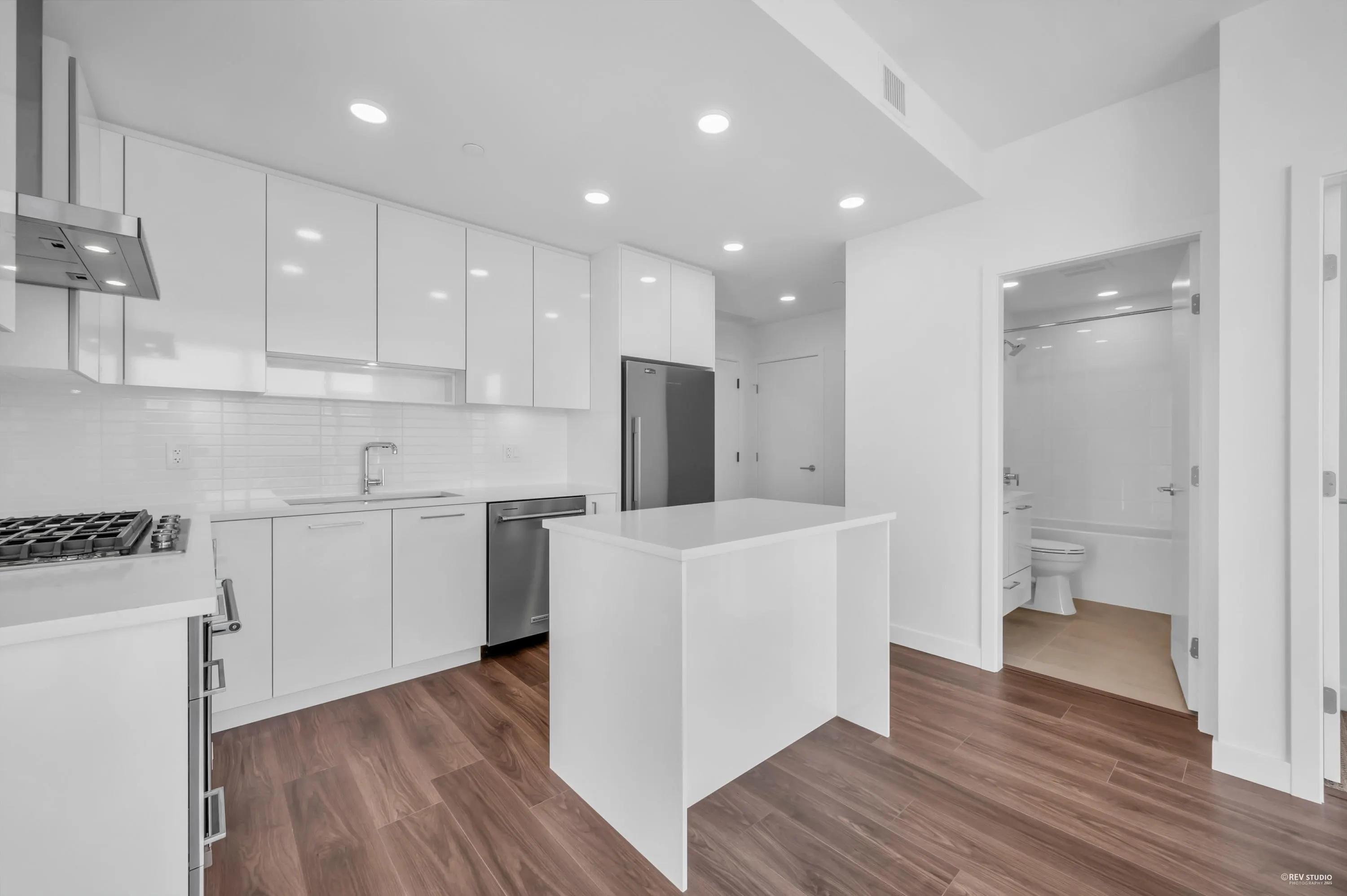 2903 518 Clarke Road