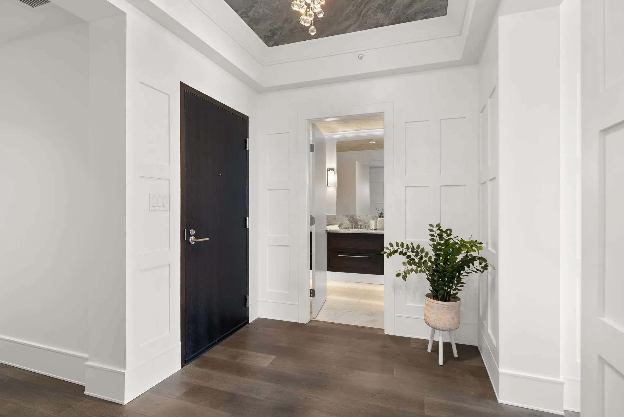 1701 1500 Martin Street