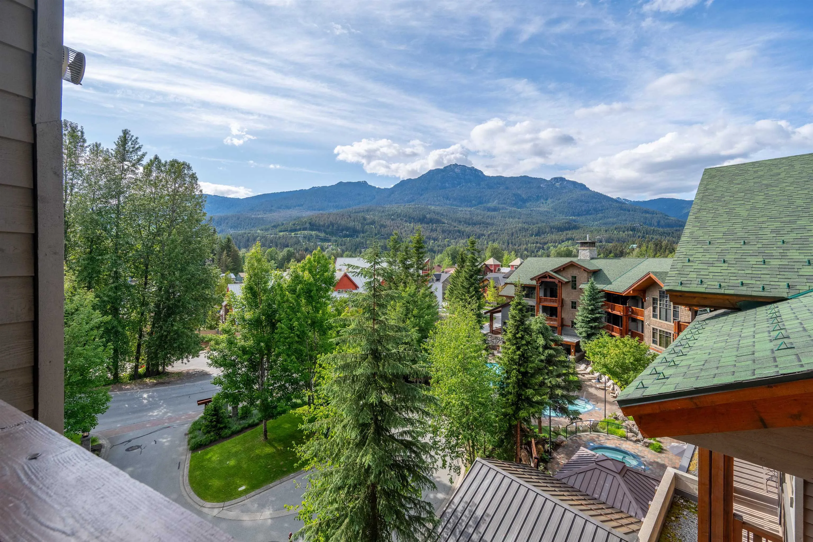 524 2202 Gondola Way