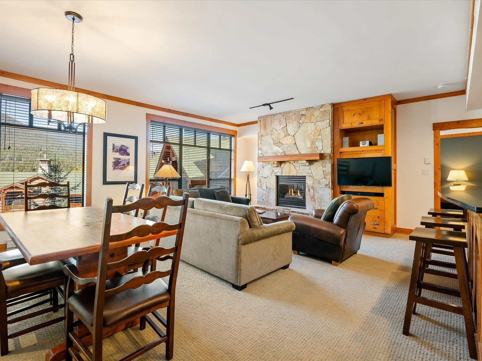 524 2202 Gondola Way