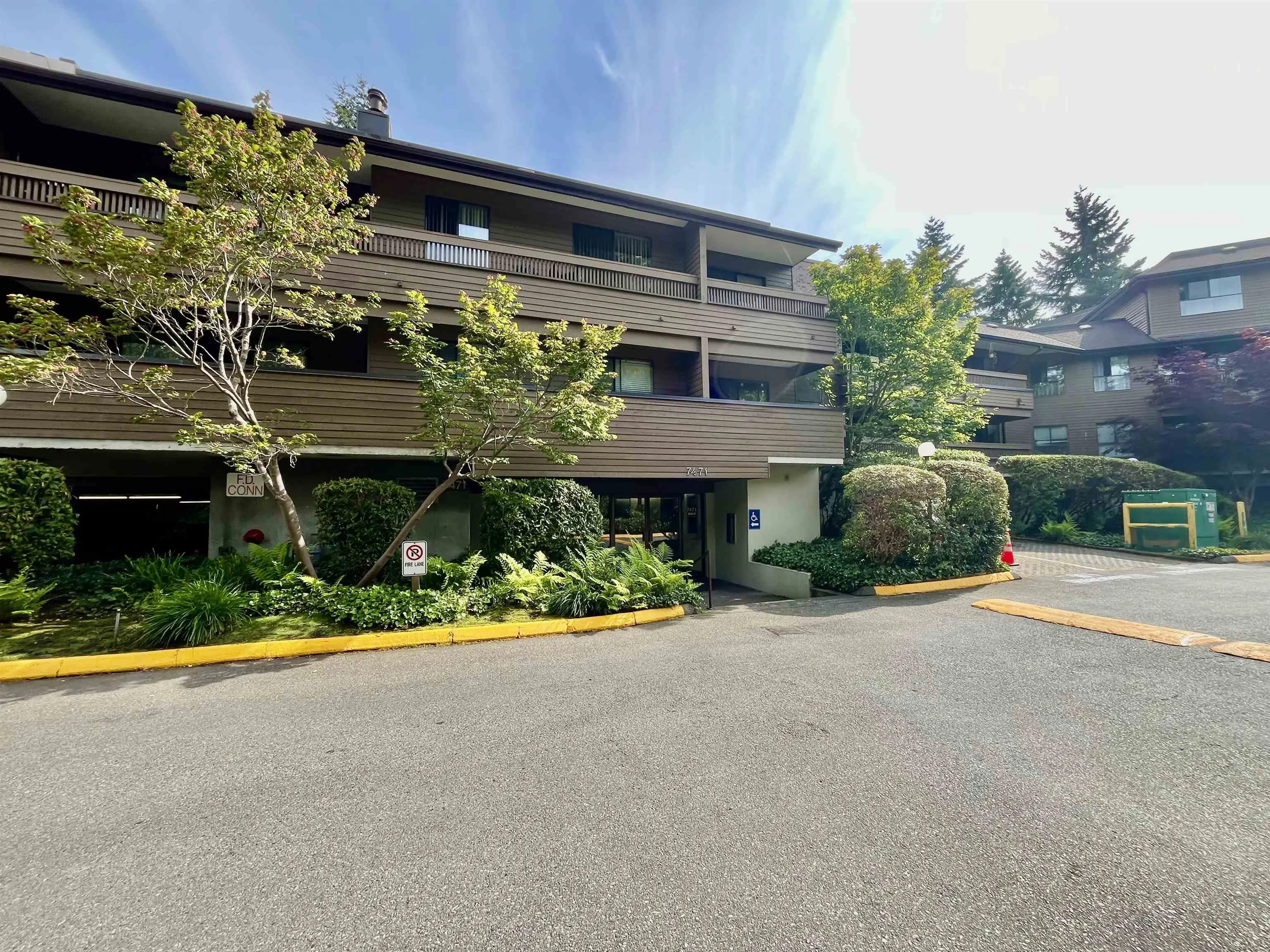 242 7471 Minoru Boulevard