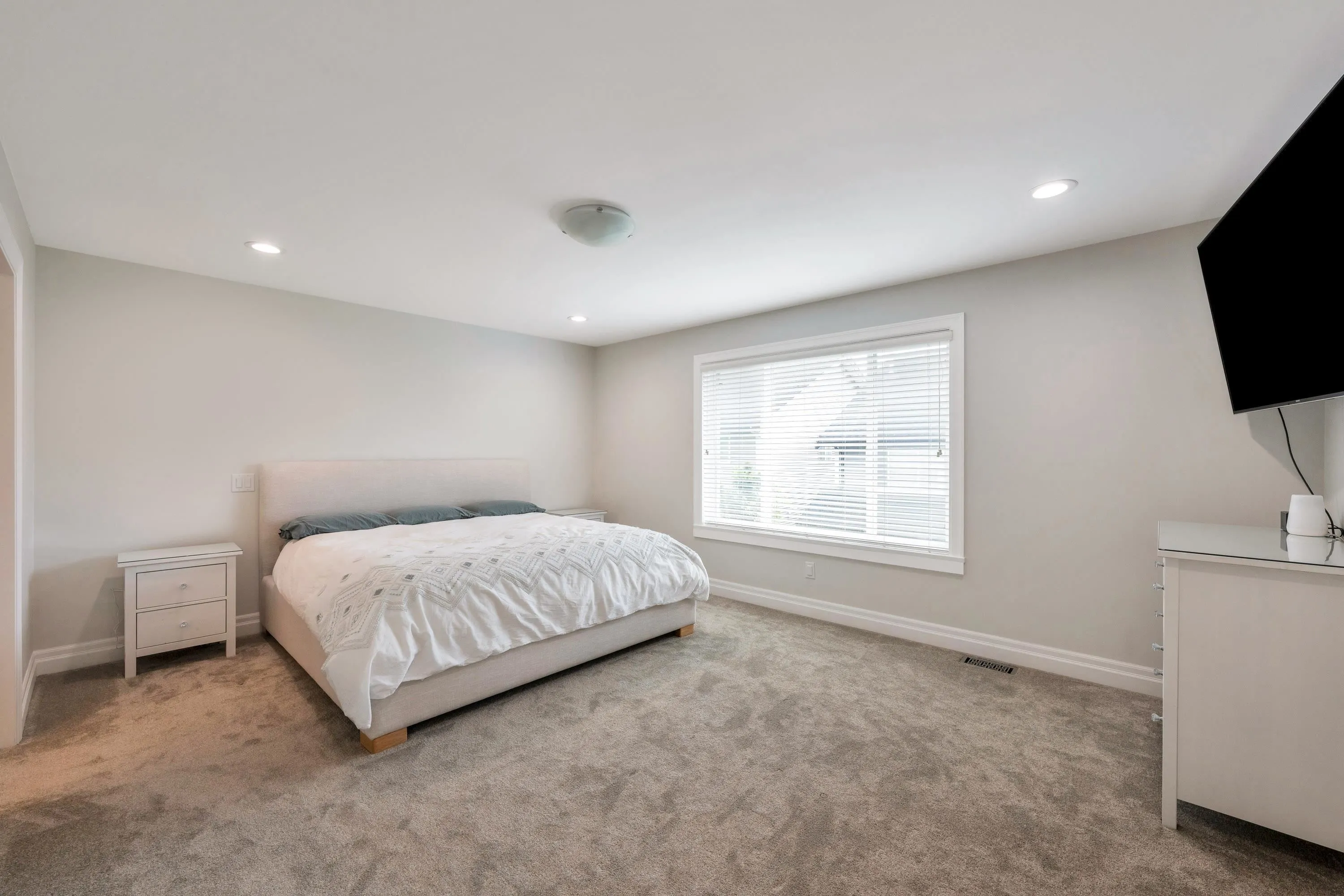 17910 70a Avenue