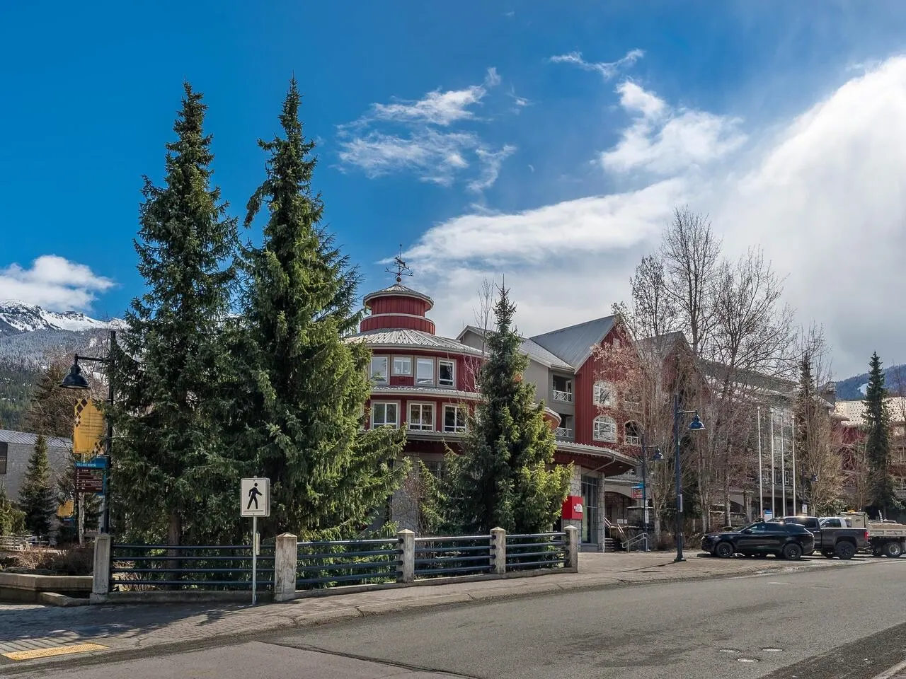 249 4314 Main Street
