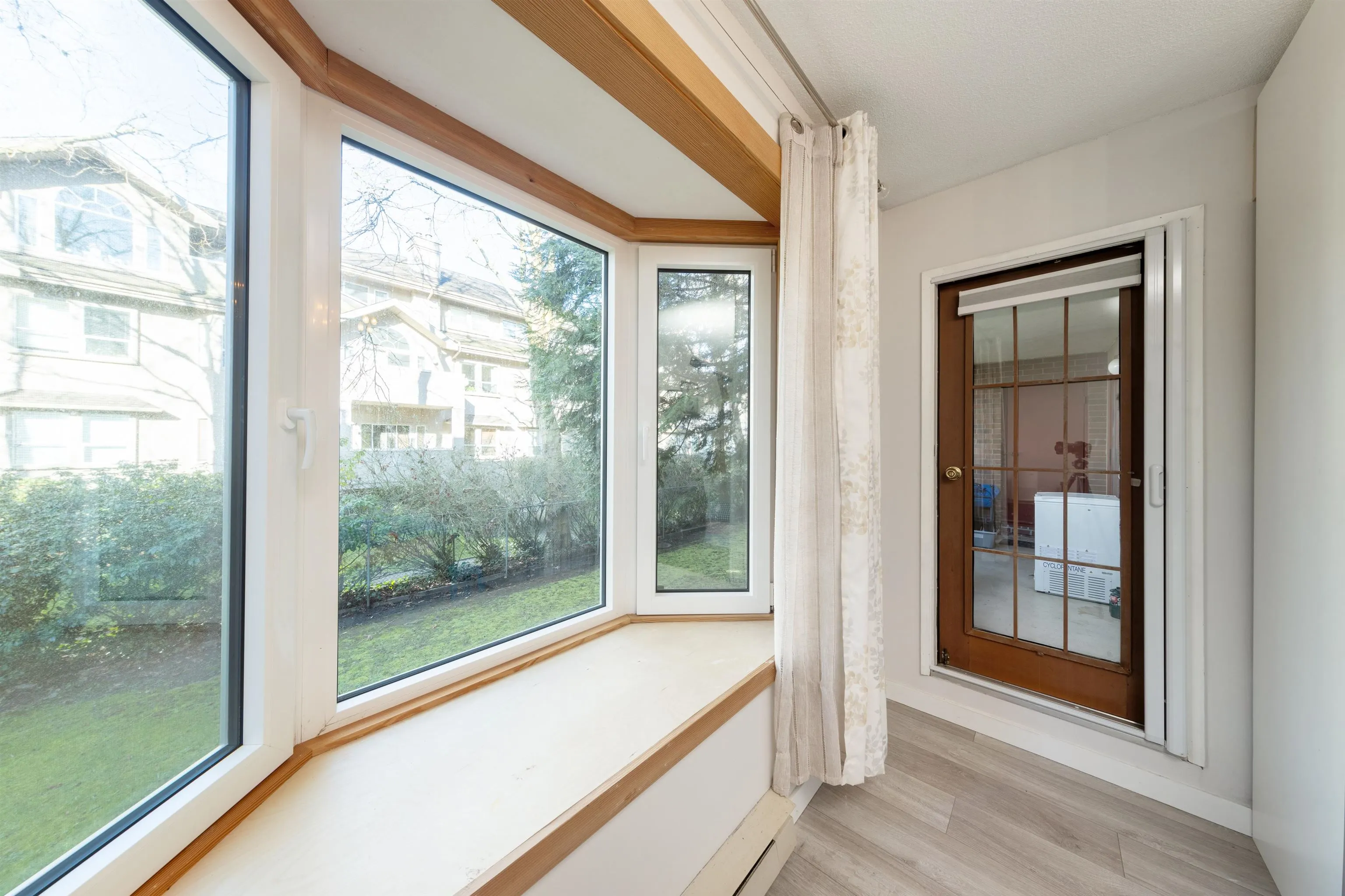 136 7651 Minoru Boulevard