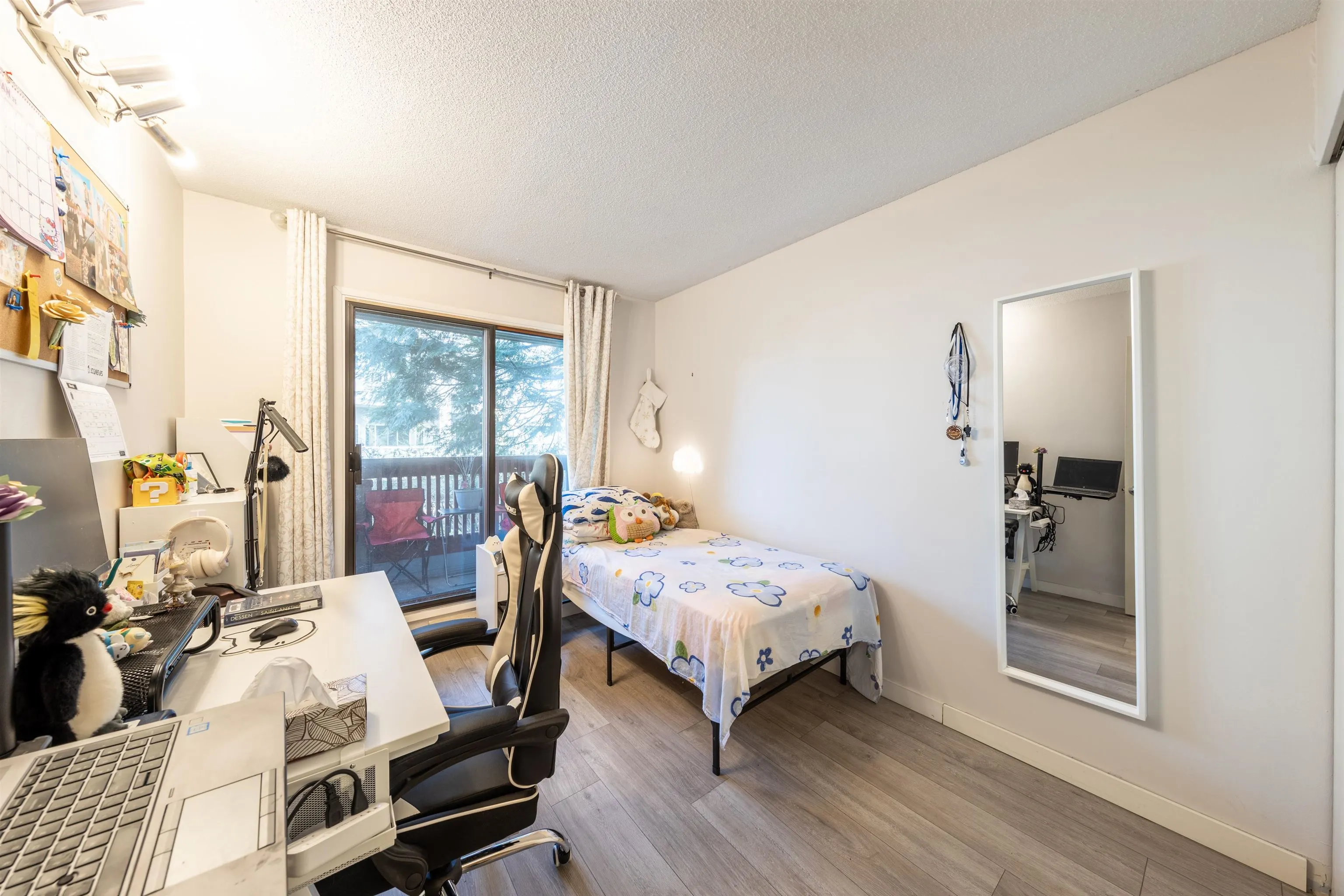 136 7651 Minoru Boulevard