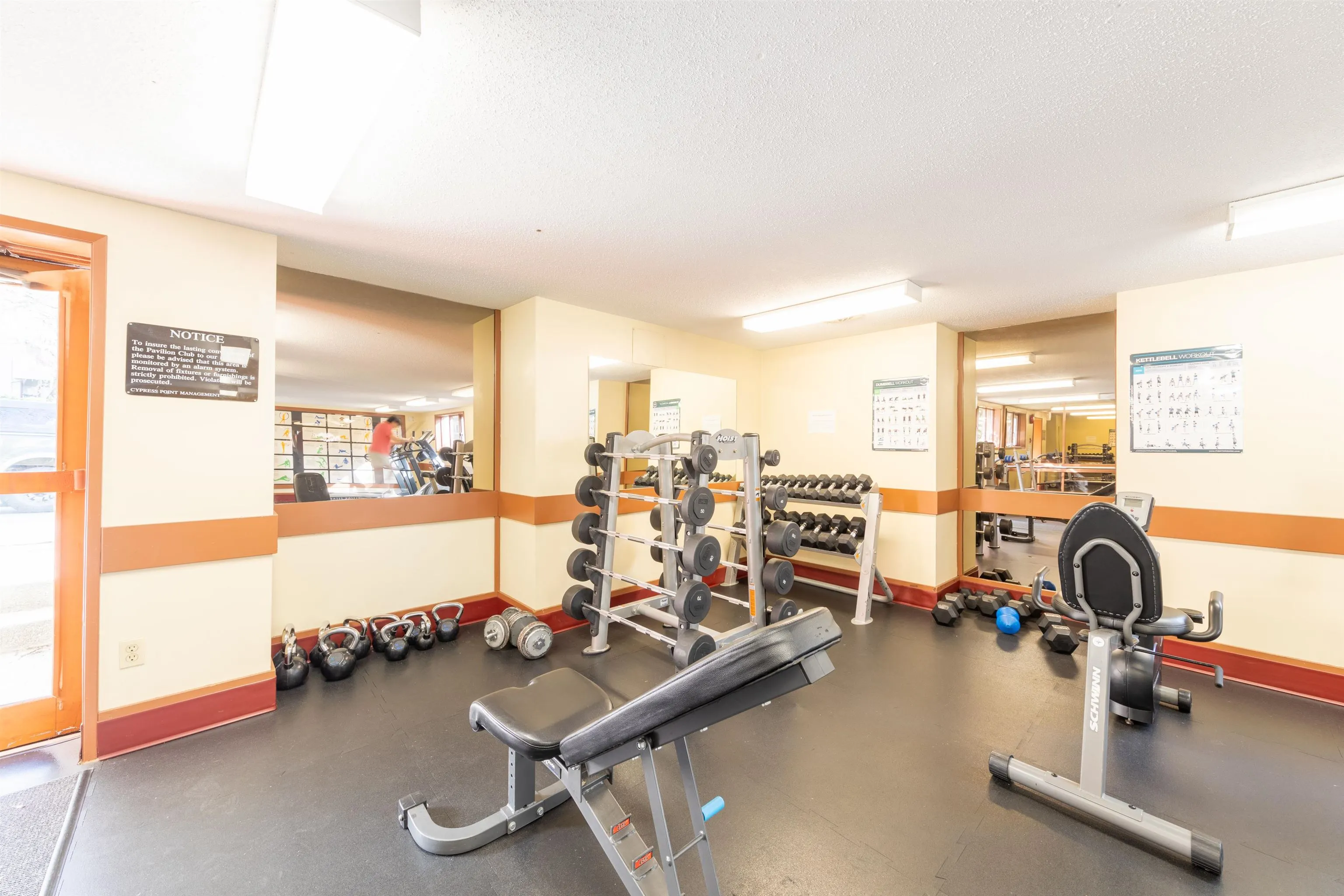 136 7651 Minoru Boulevard
