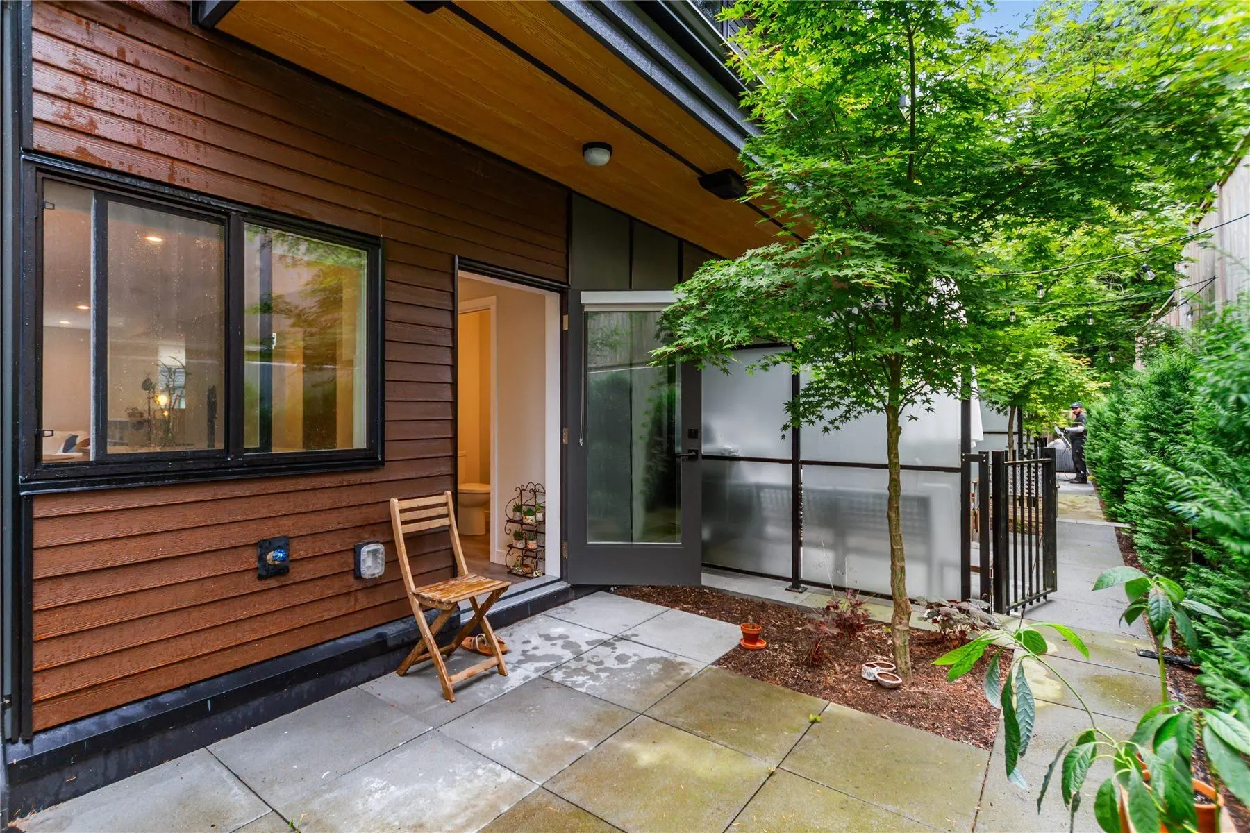 19 50 Seaview Drive