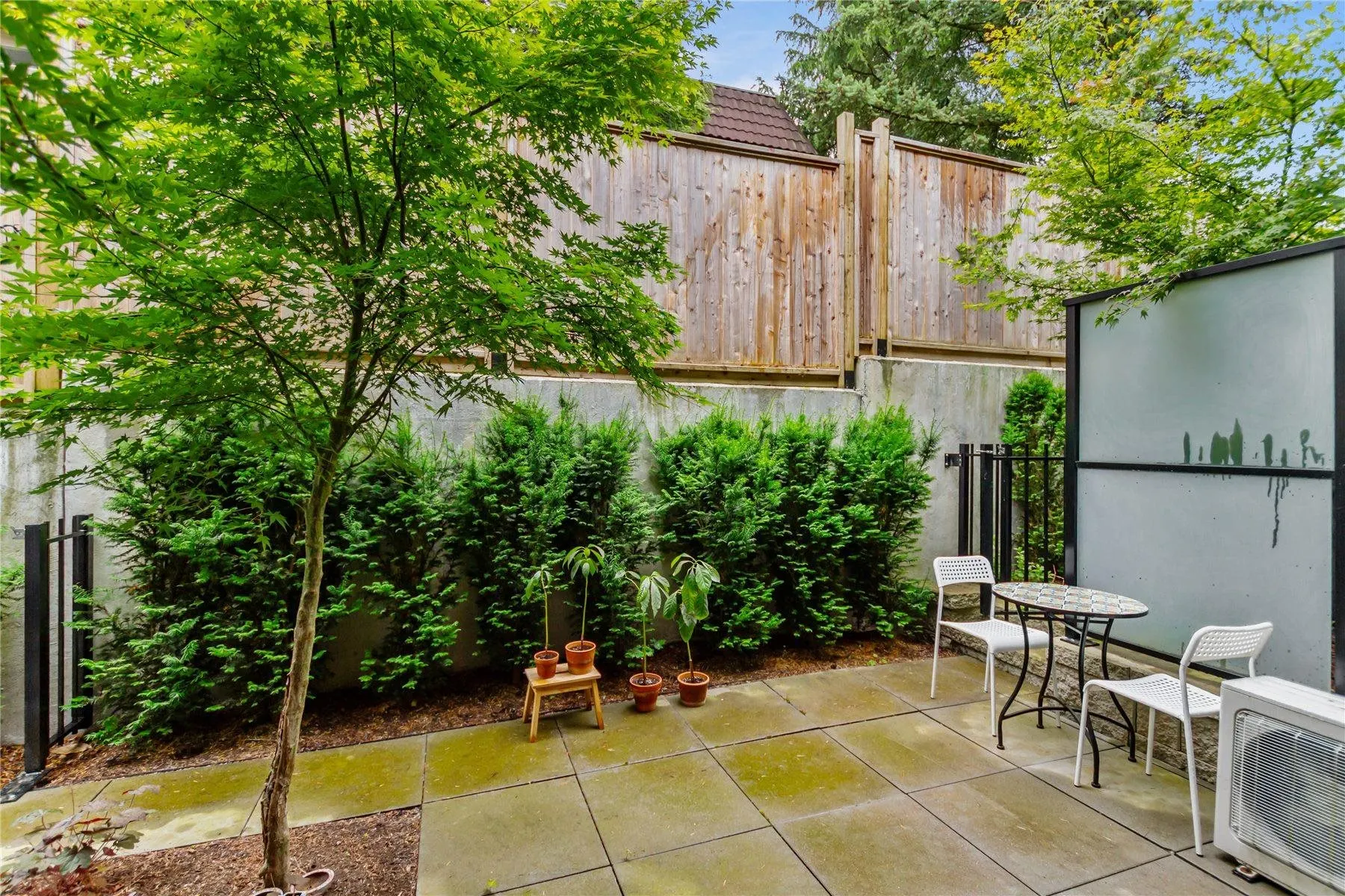 19 50 Seaview Drive