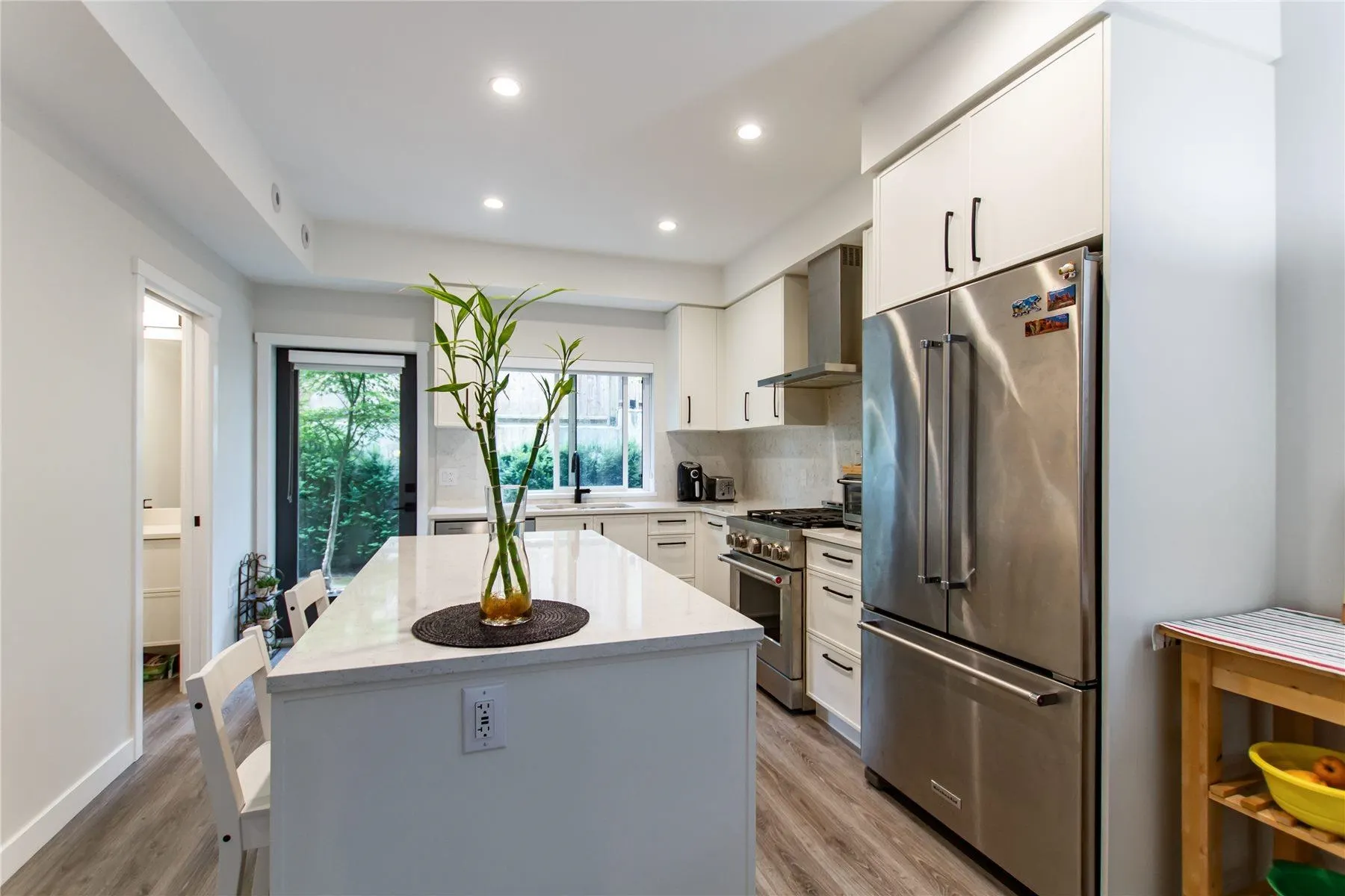 19 50 Seaview Drive