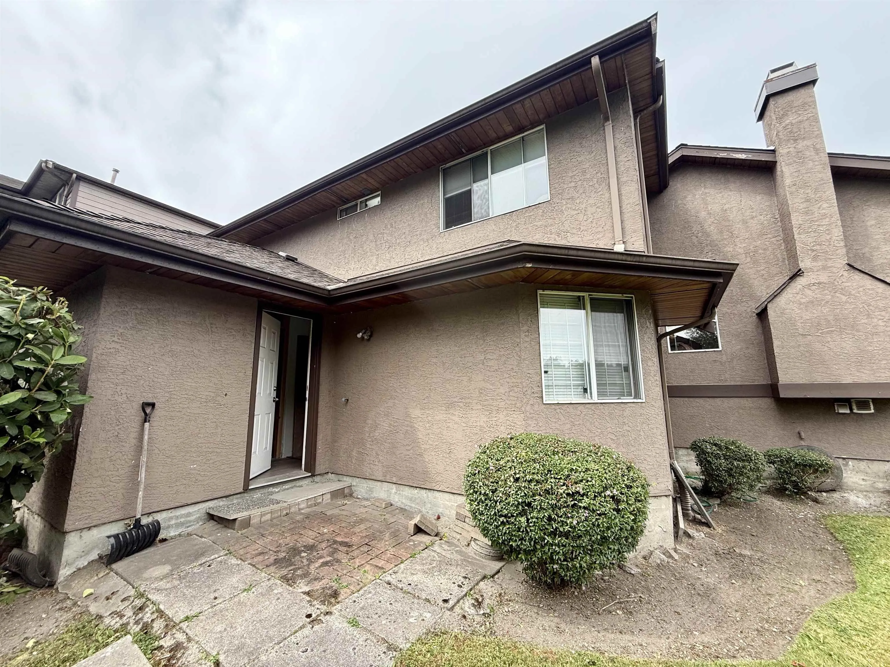 55 5380 Smith Drive