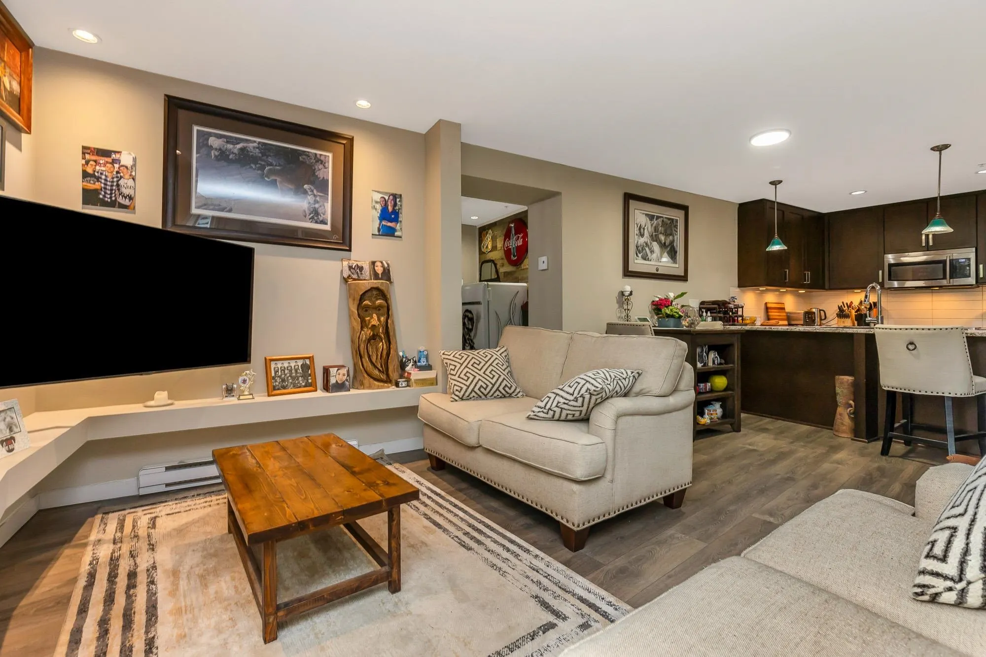 2 2238 Whatcom Road