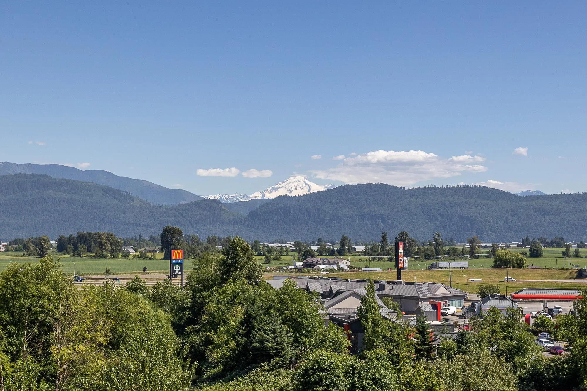2 2238 Whatcom Road