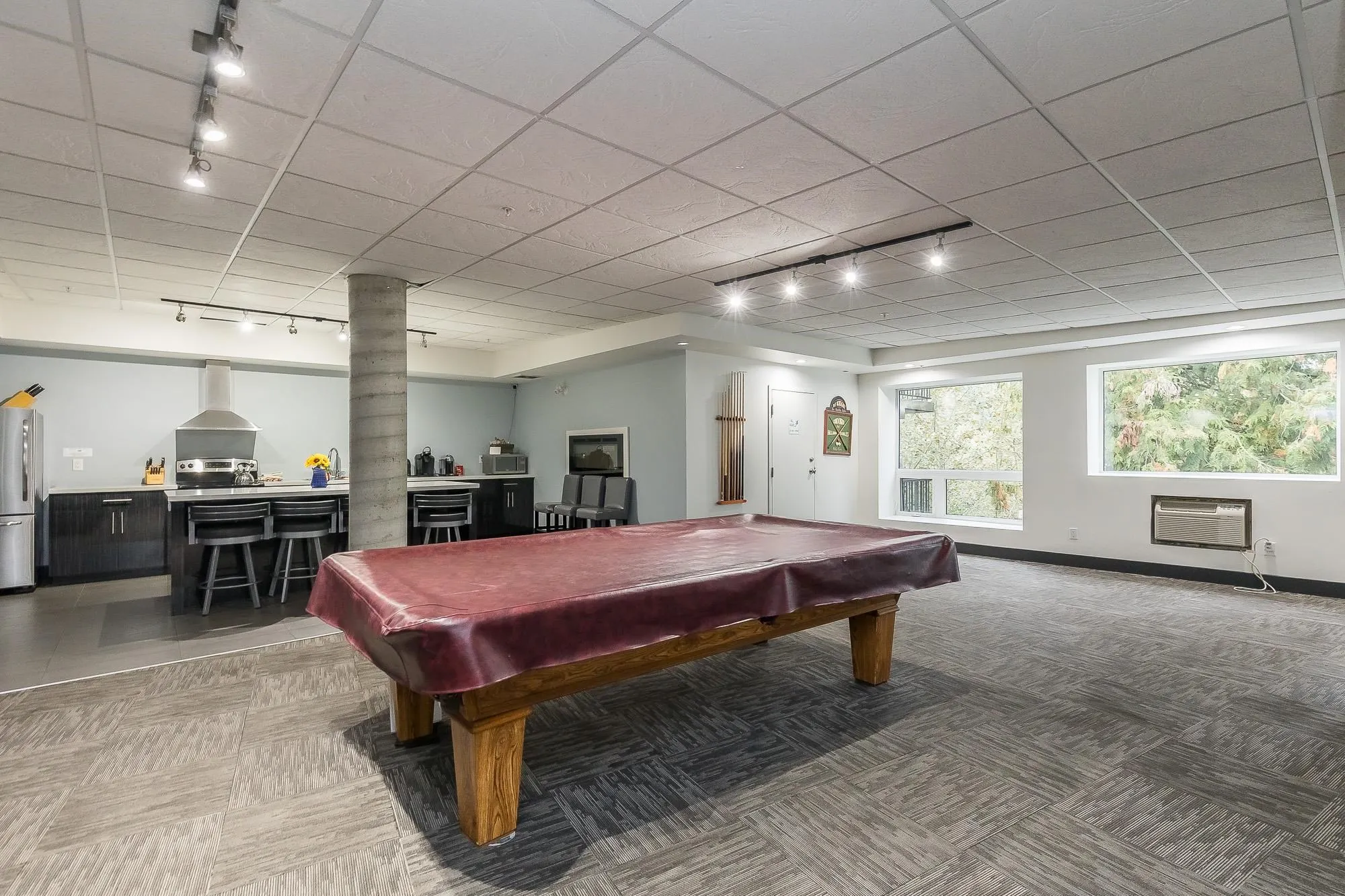 2 2238 Whatcom Road