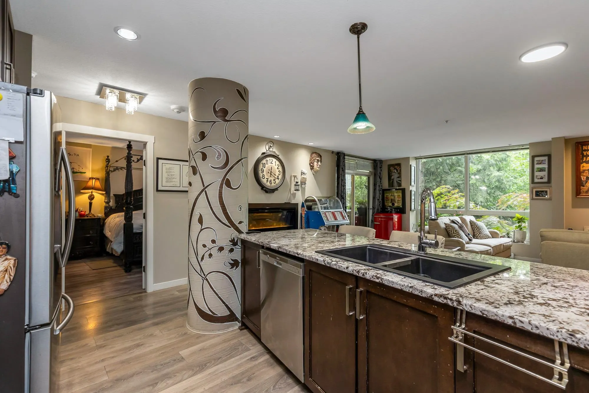 2 2238 Whatcom Road
