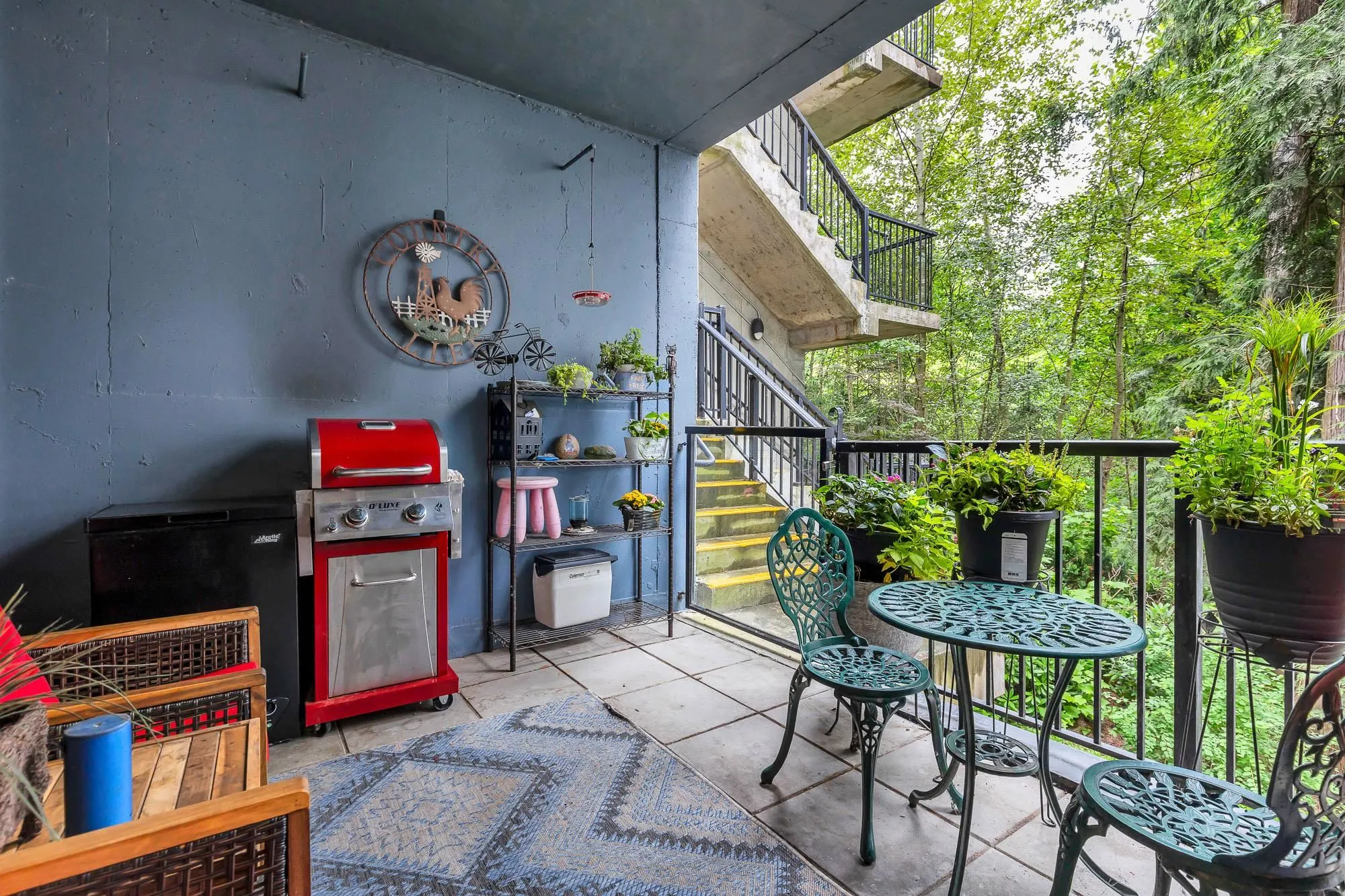 2 2238 Whatcom Road