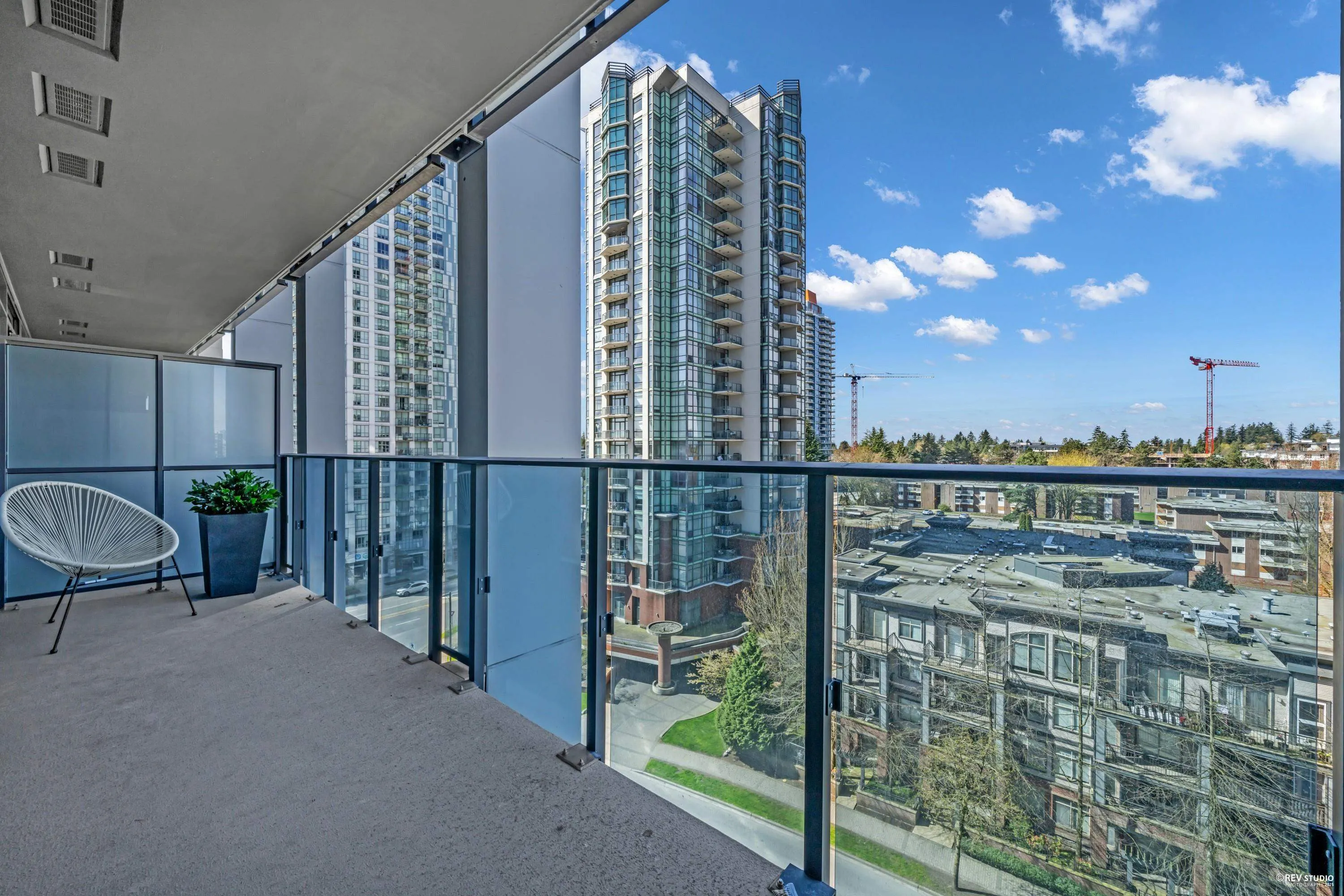 911 10448 University Drive