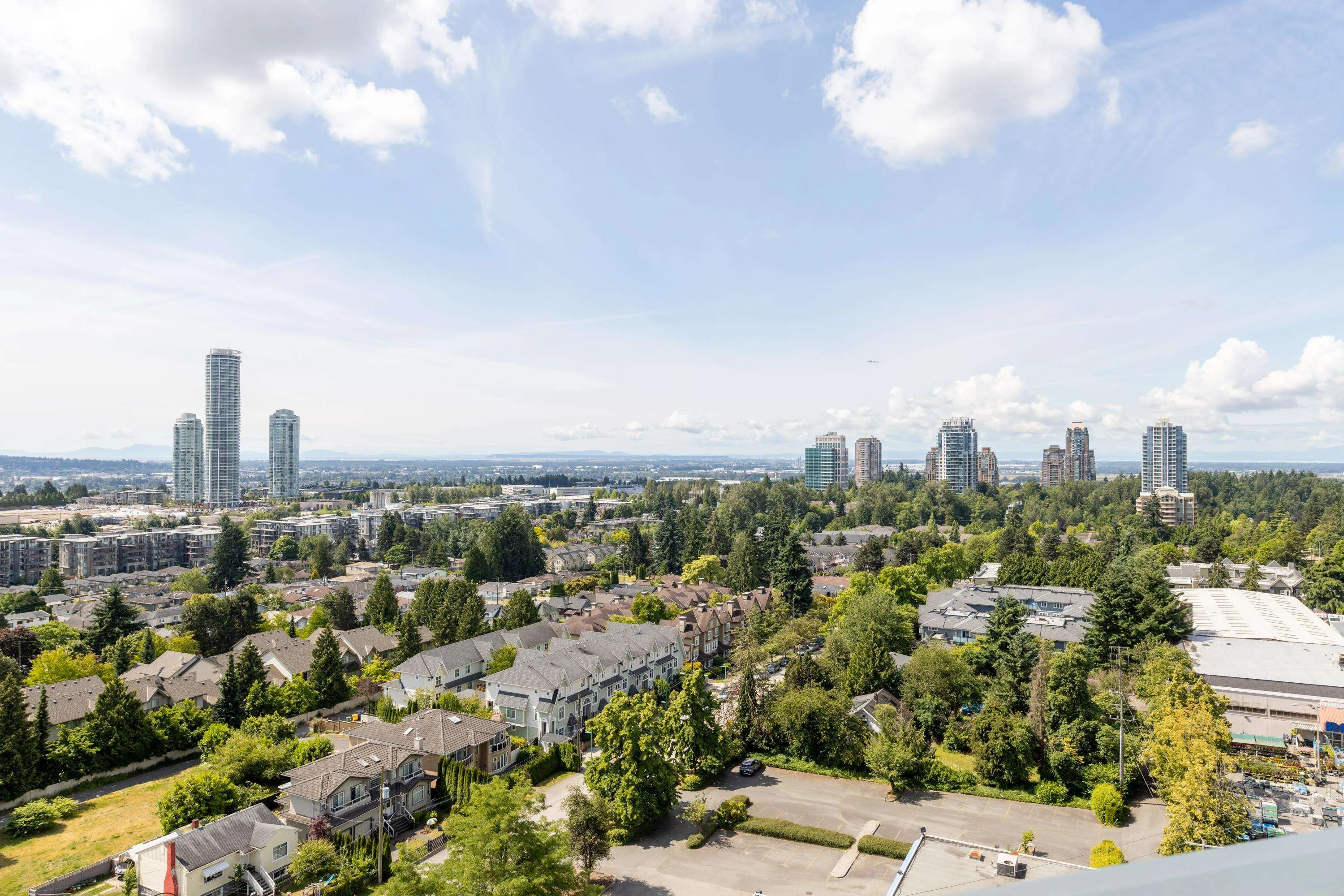 1210 7388 Kingsway