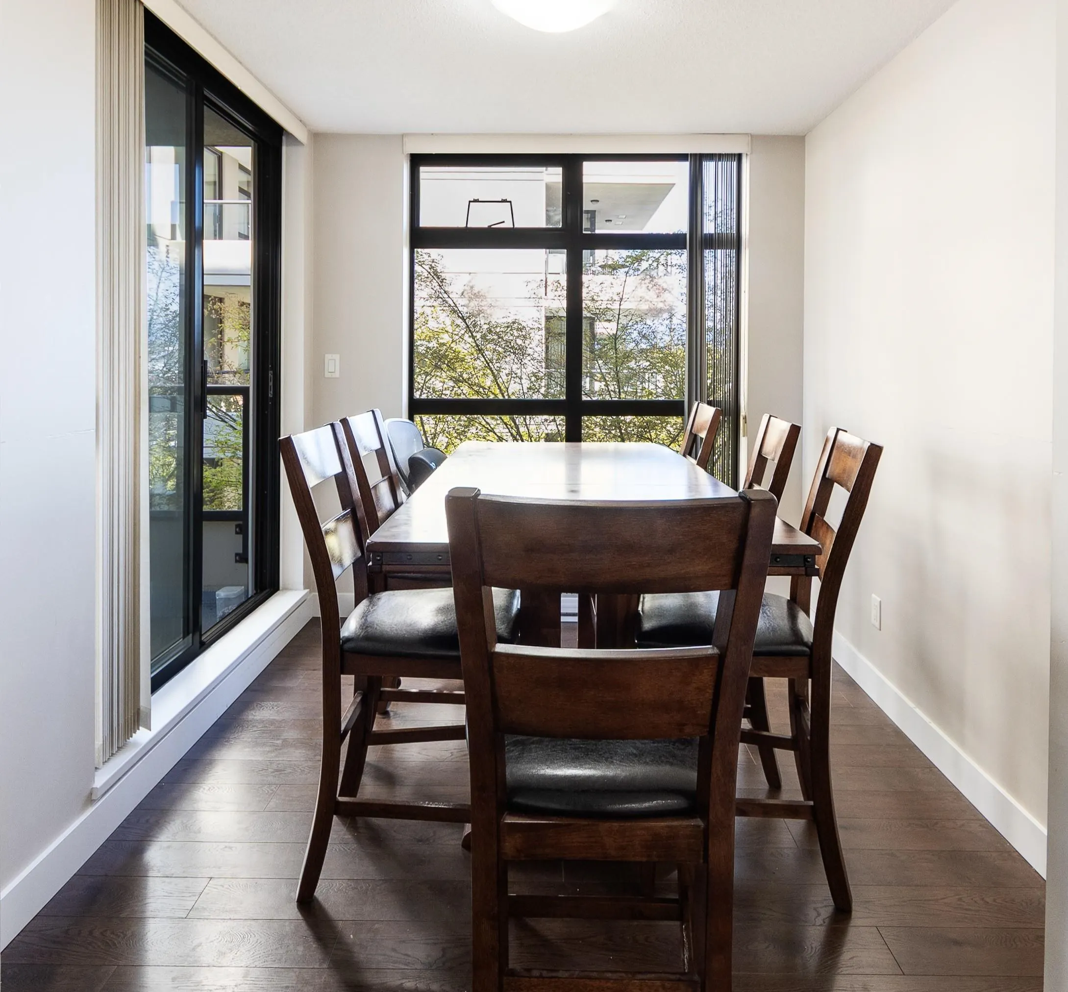 503 8180 Lansdowne Road