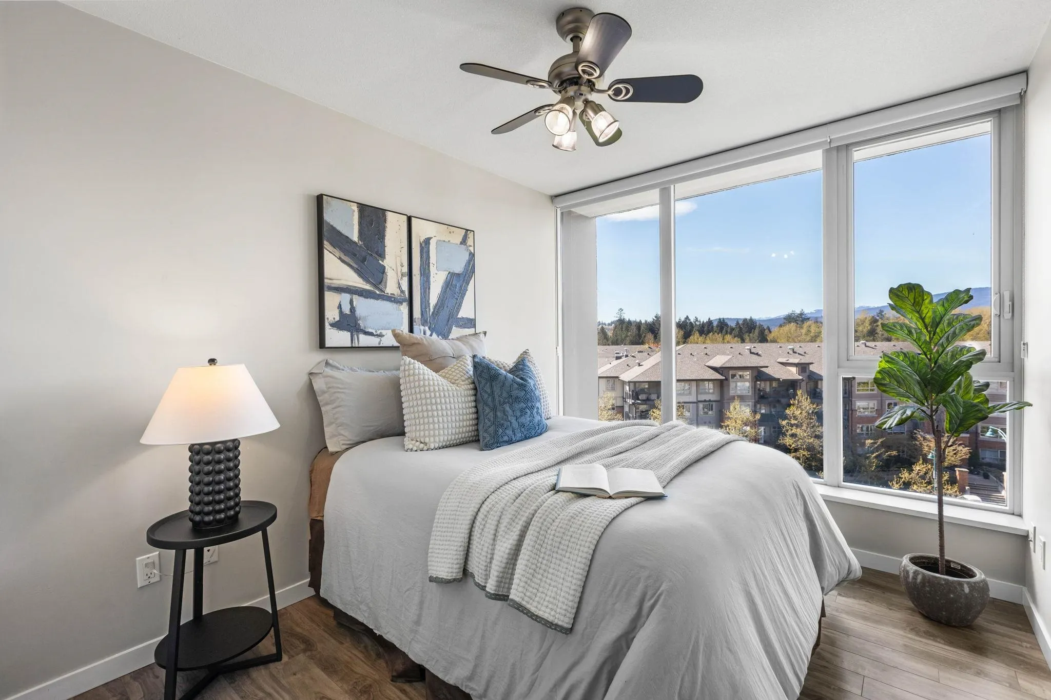 706 651 Nootka Way