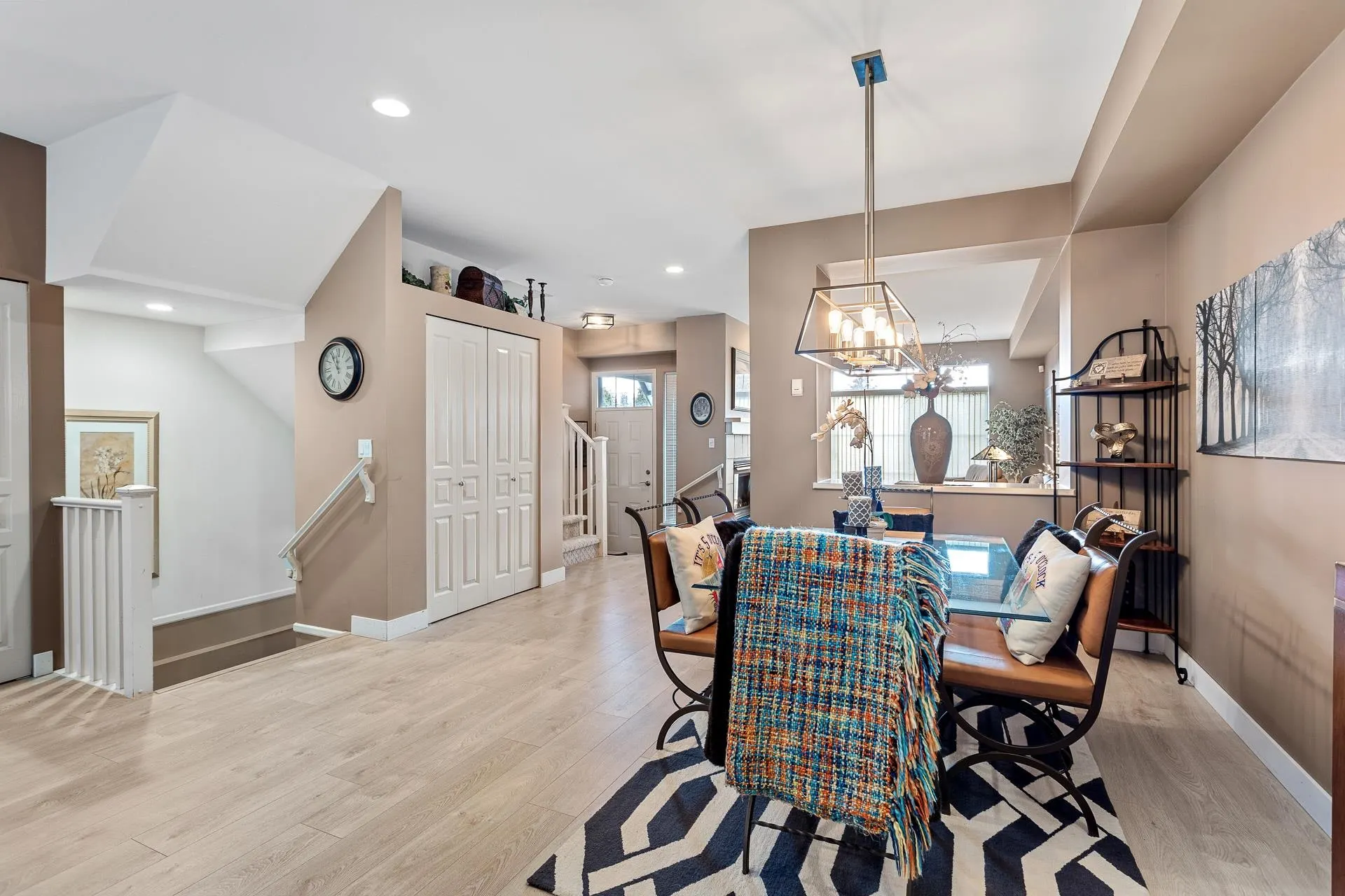 119 Forest Park Way