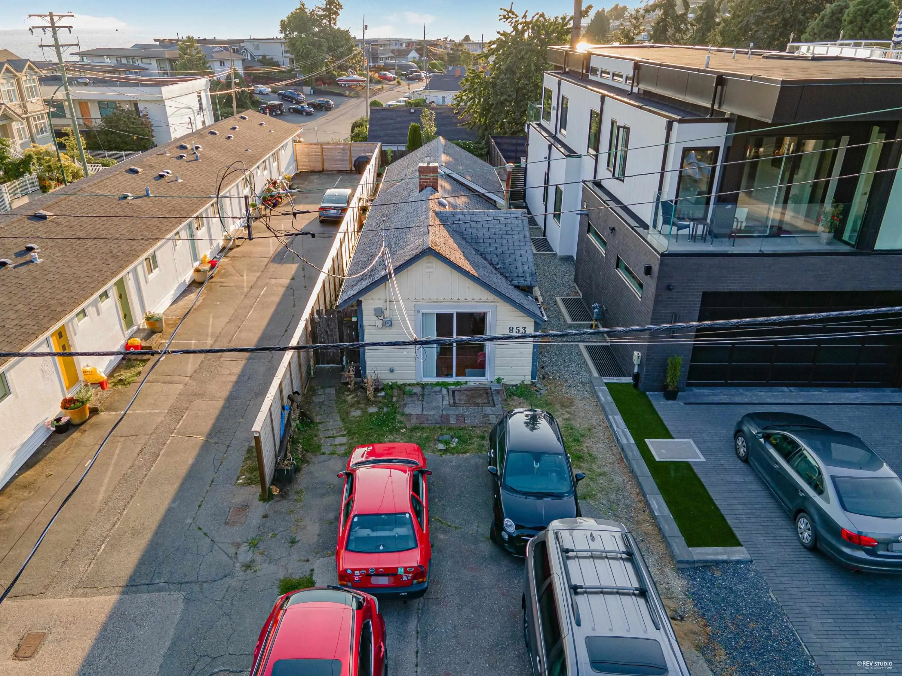853 Maple Street