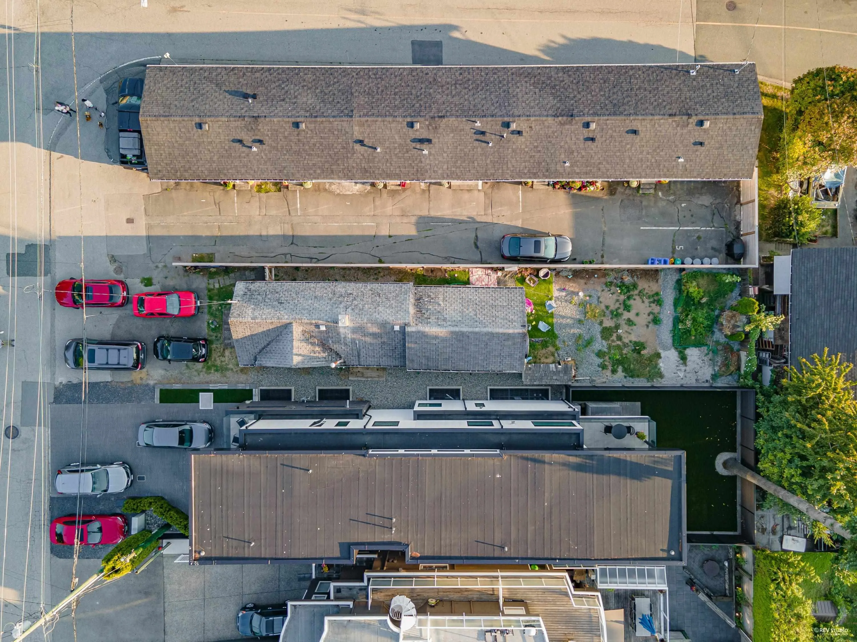 853 Maple Street
