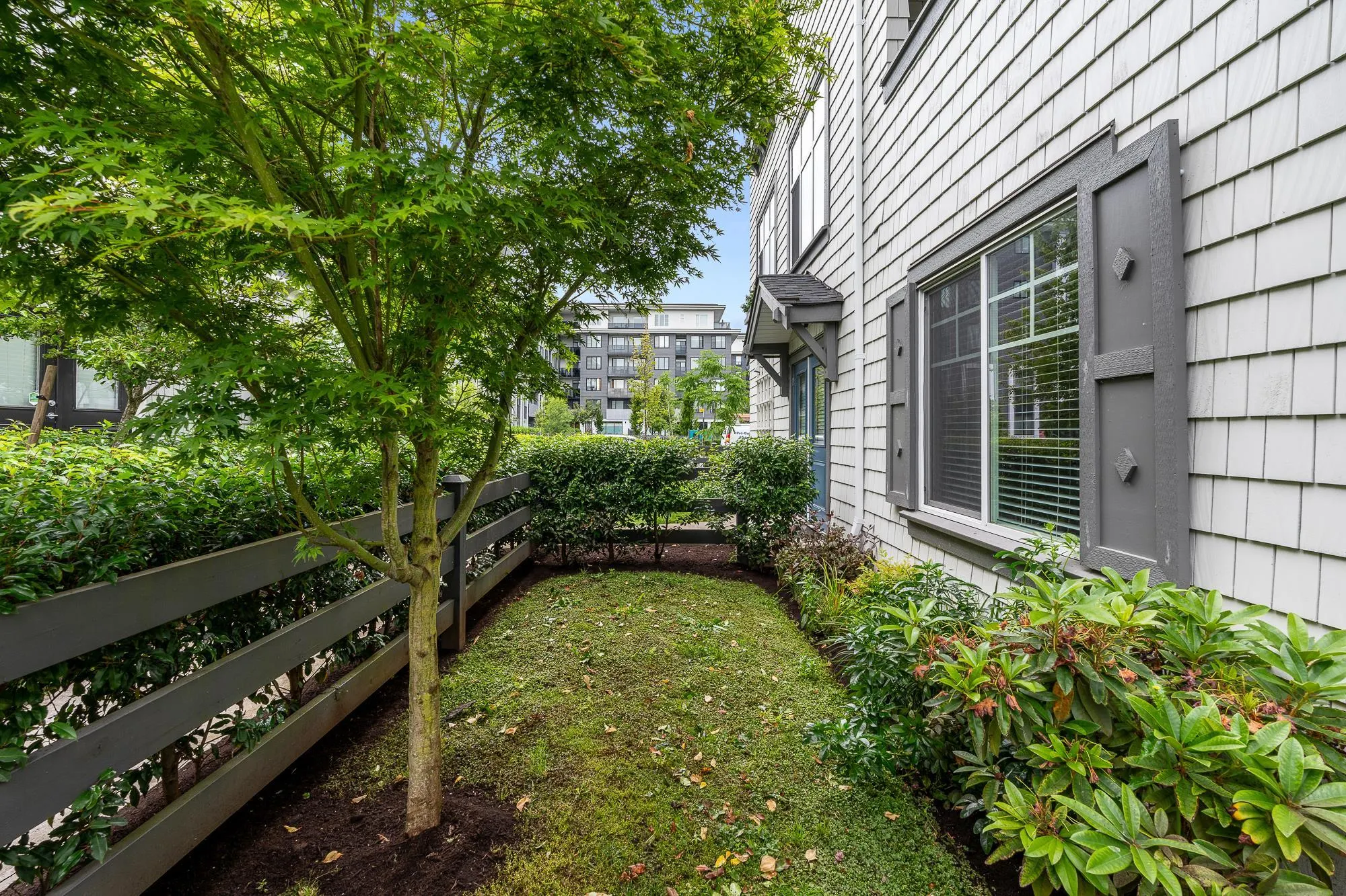 111 15850 85 Avenue