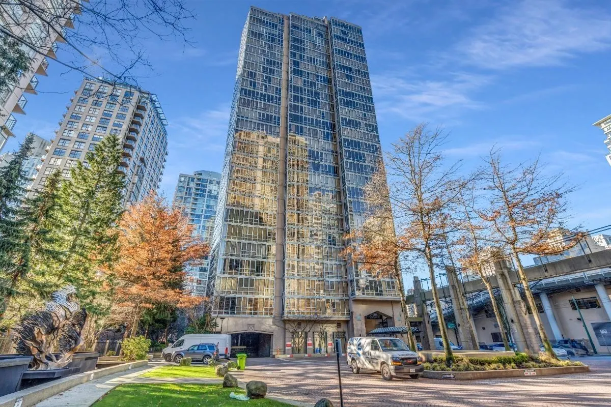 1905 950 Cambie Street