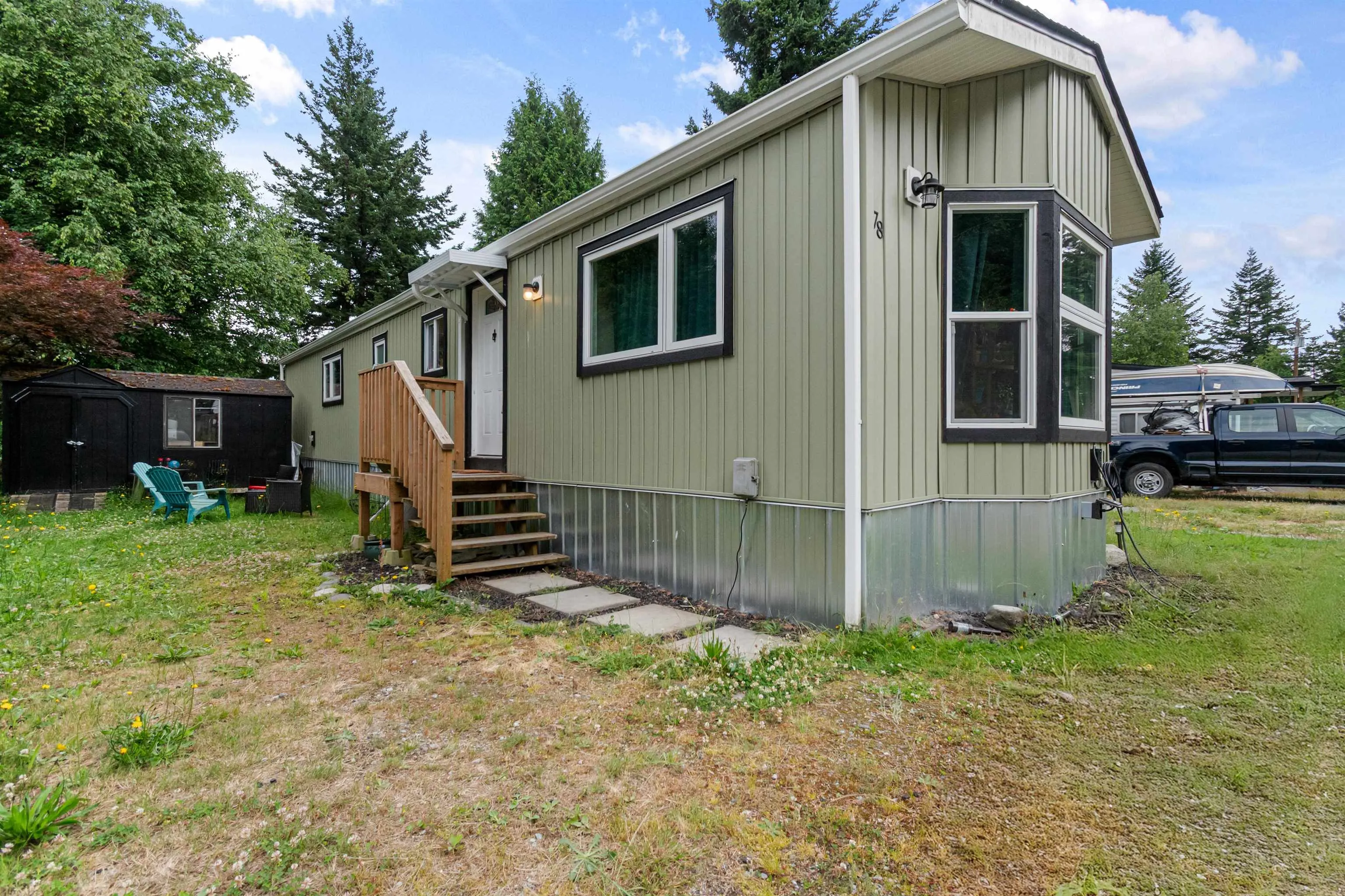 78 43201 Lougheed Highway