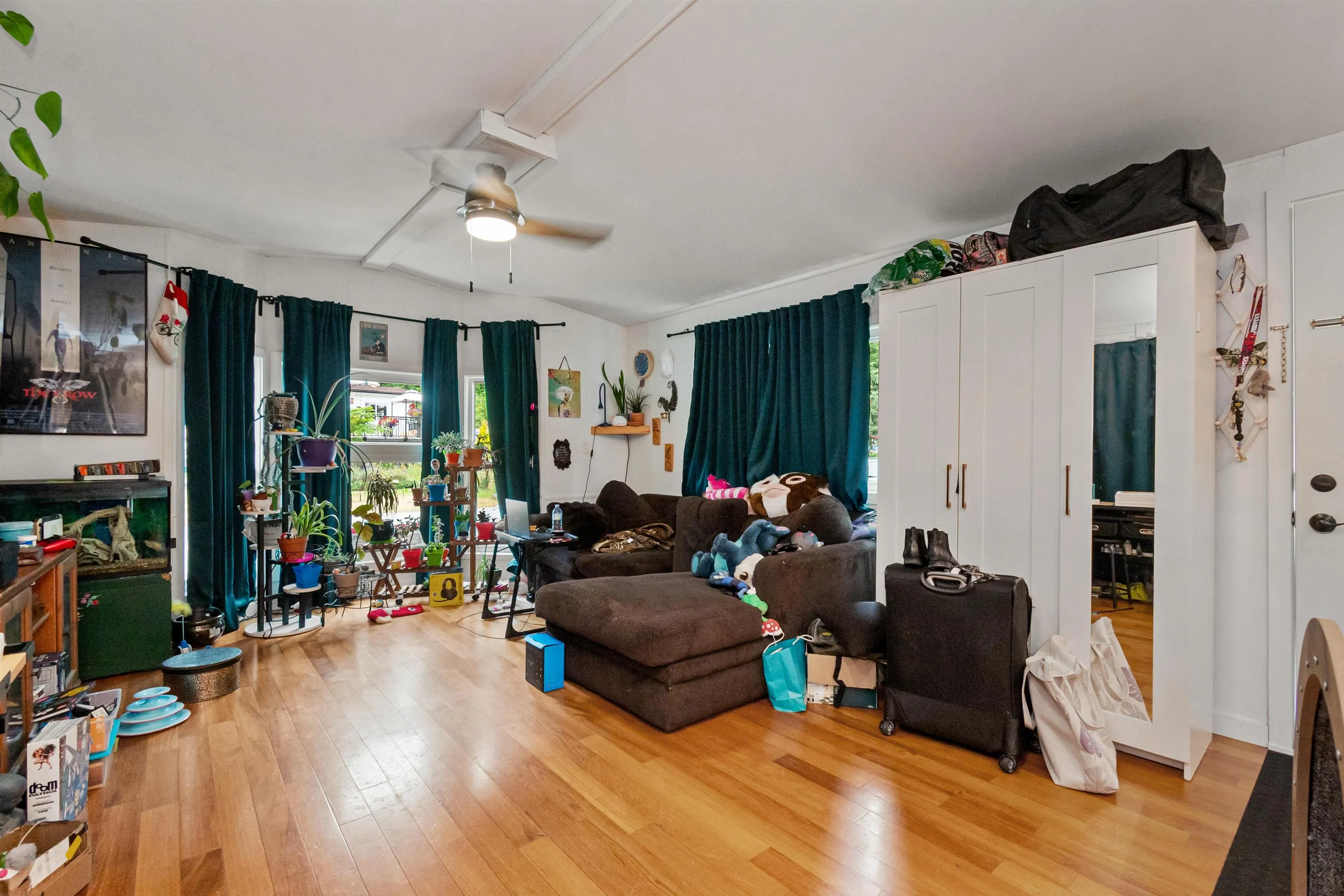 78 43201 Lougheed Highway