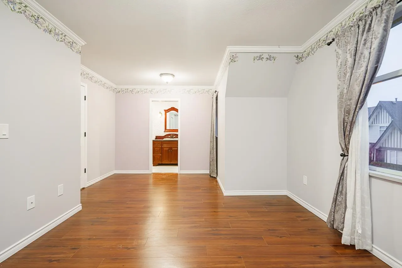 23 18883 65 Avenue