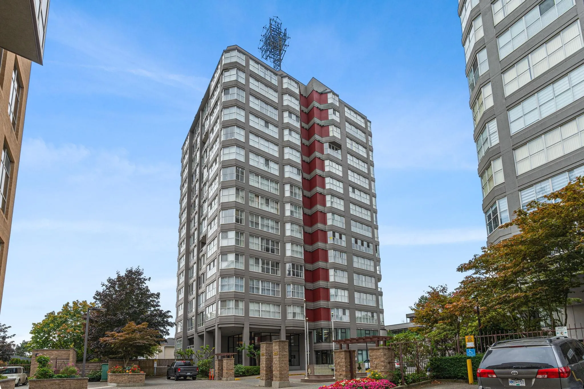 1002 11920 80 Avenue