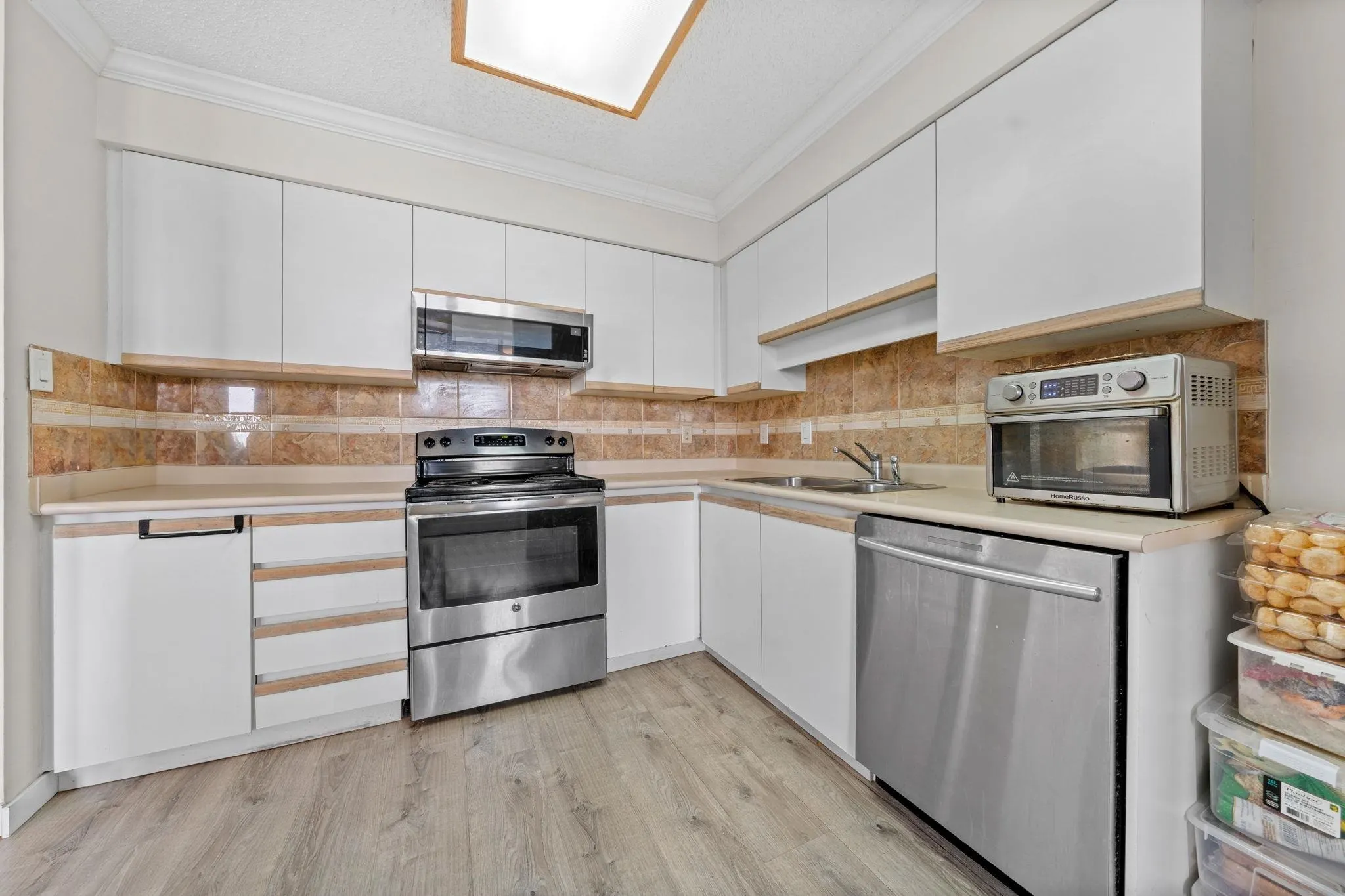 1002 11920 80 Avenue
