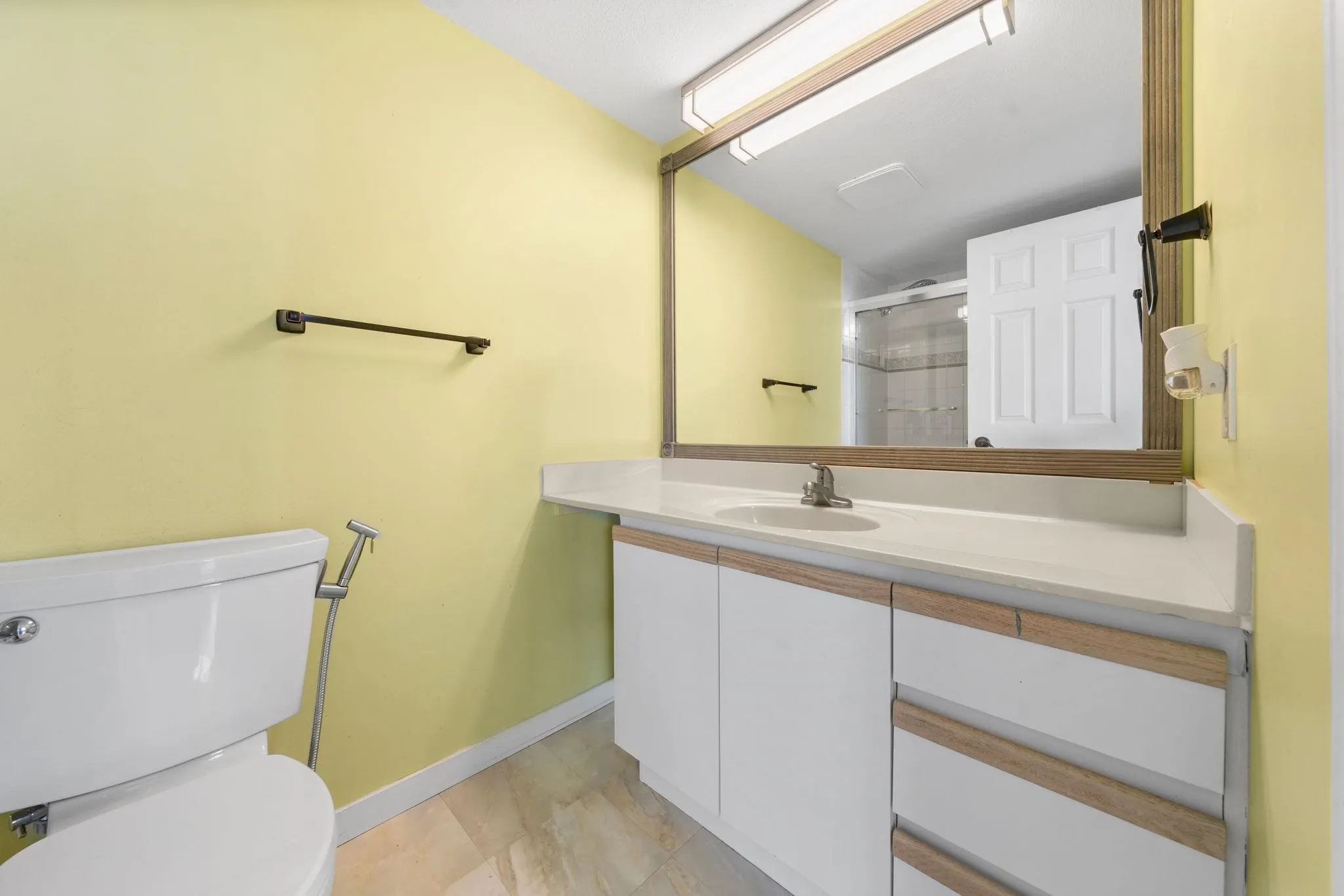 1002 11920 80 Avenue