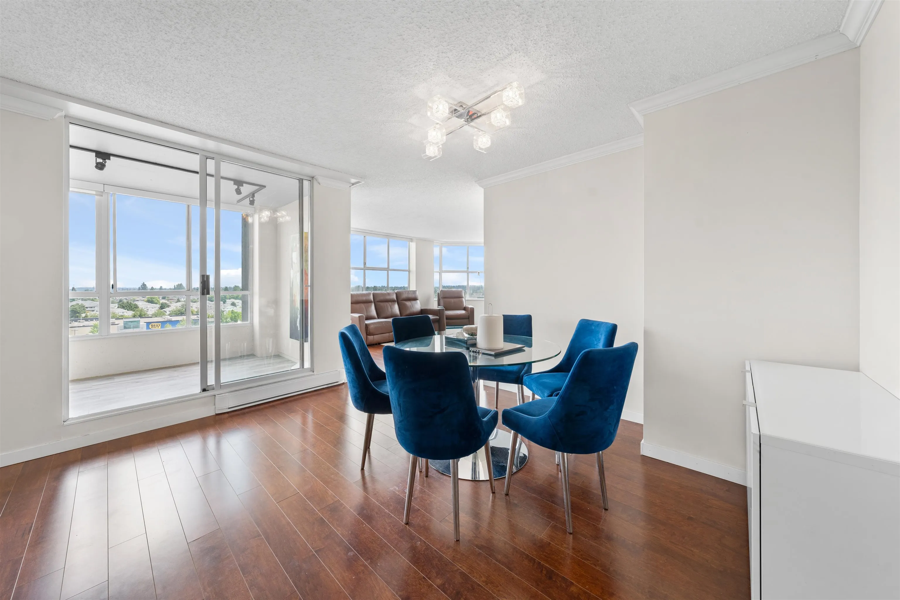 1002 11920 80 Avenue