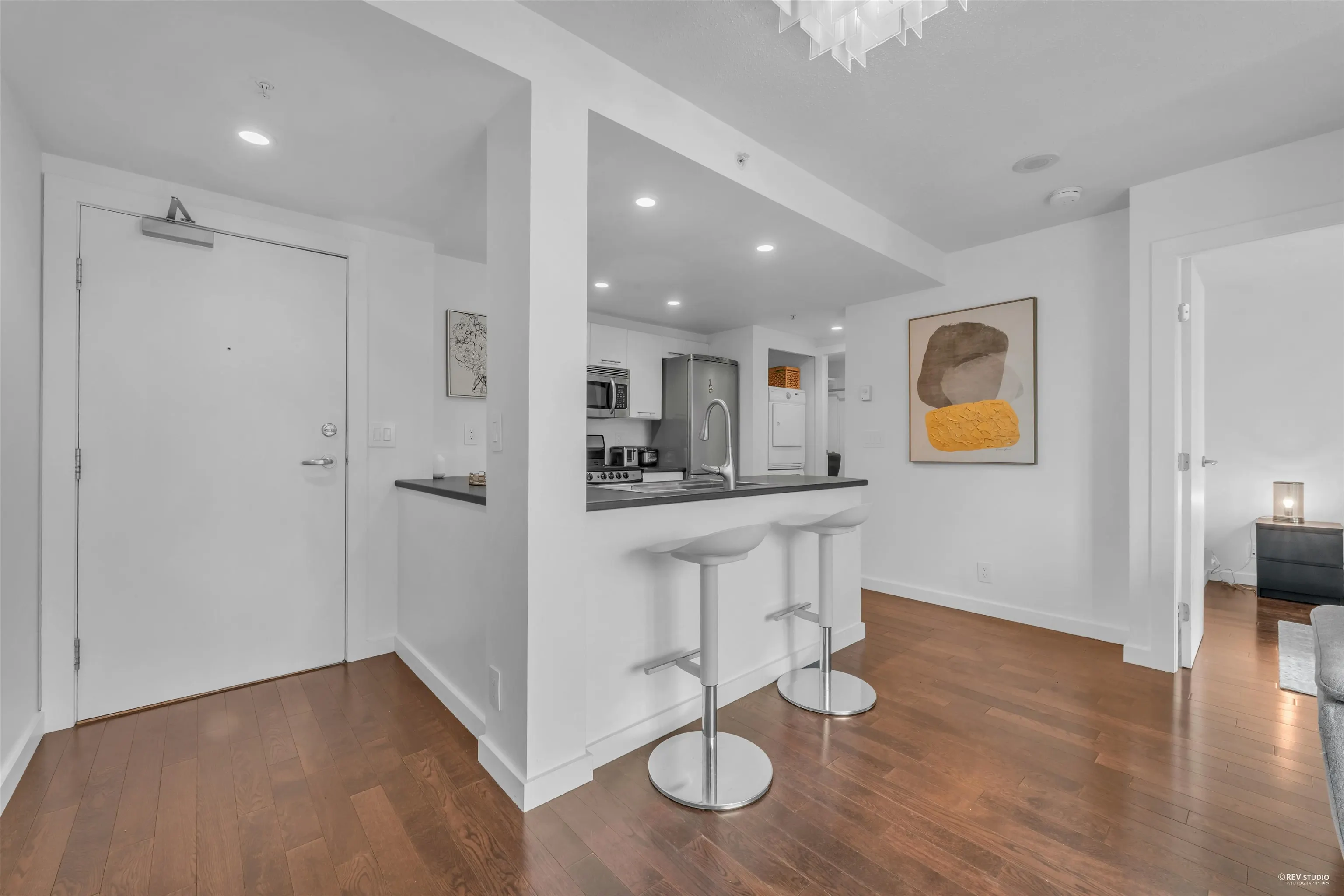 2106 1331 W Georgia Street