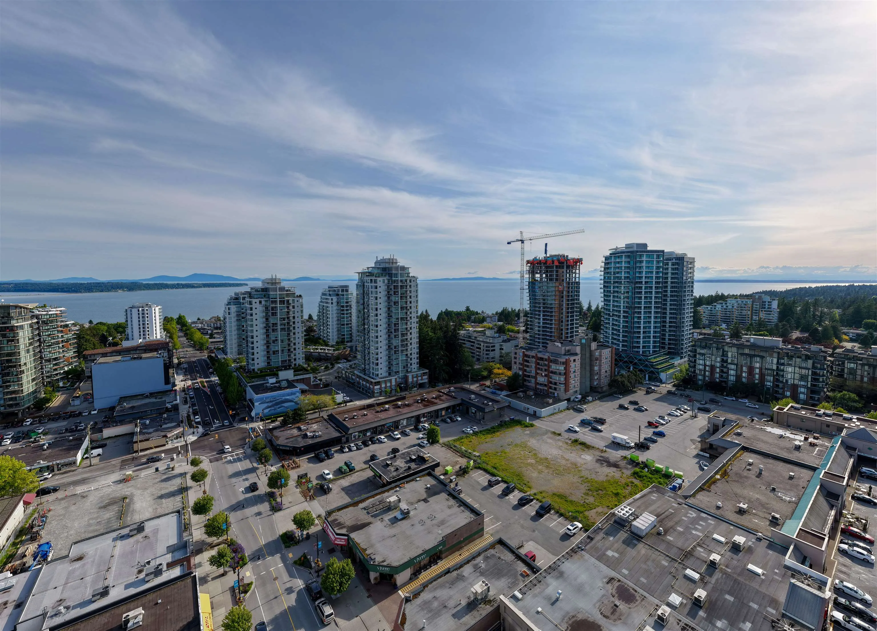 1905 1588 Johnston Road