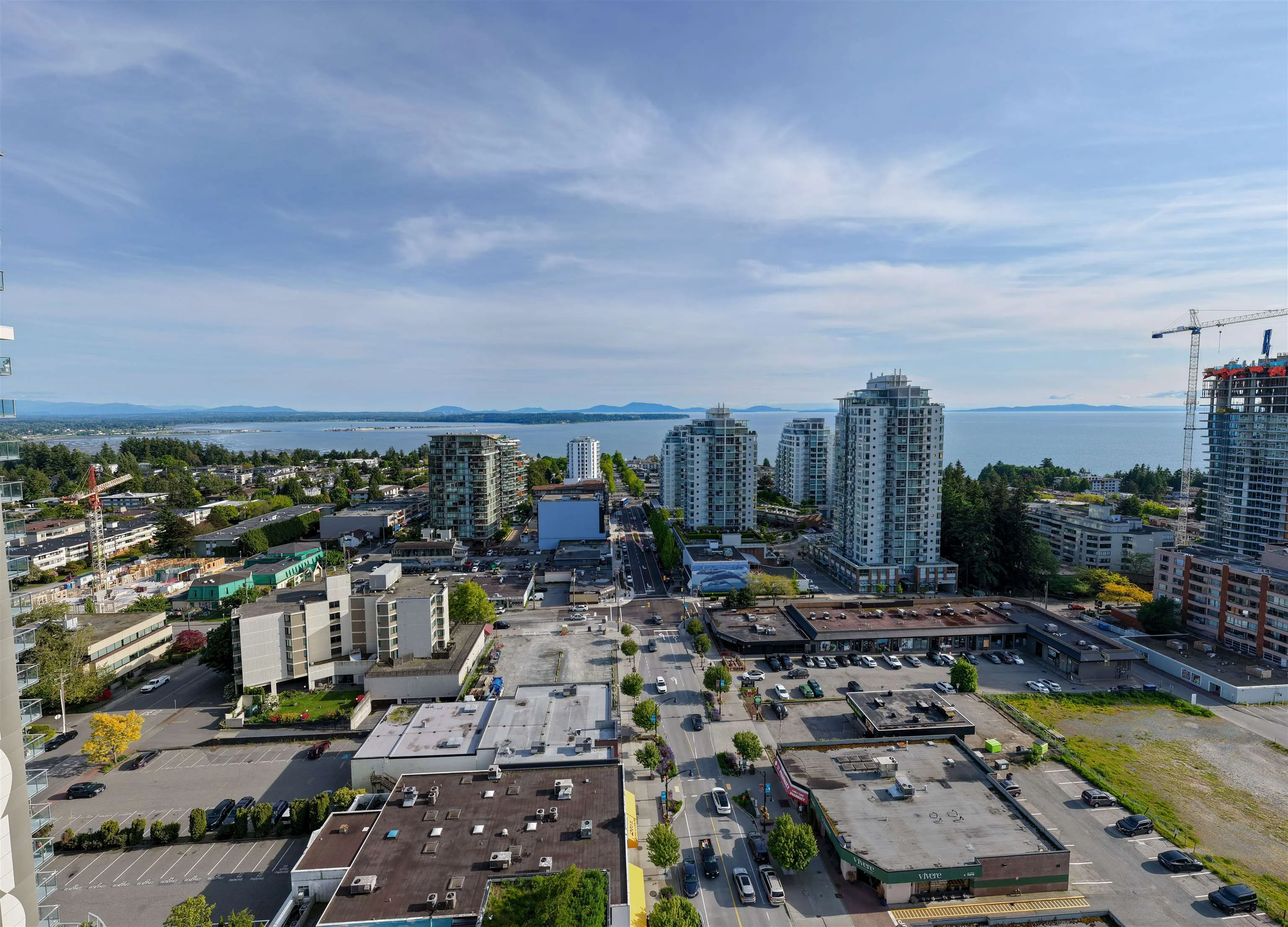 1905 1588 Johnston Road