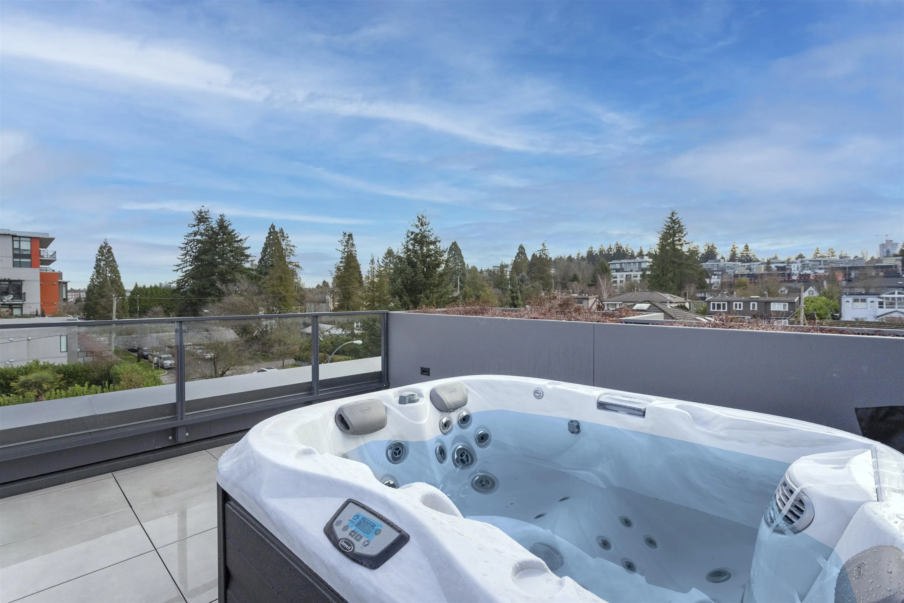 557 W 26th Avenue