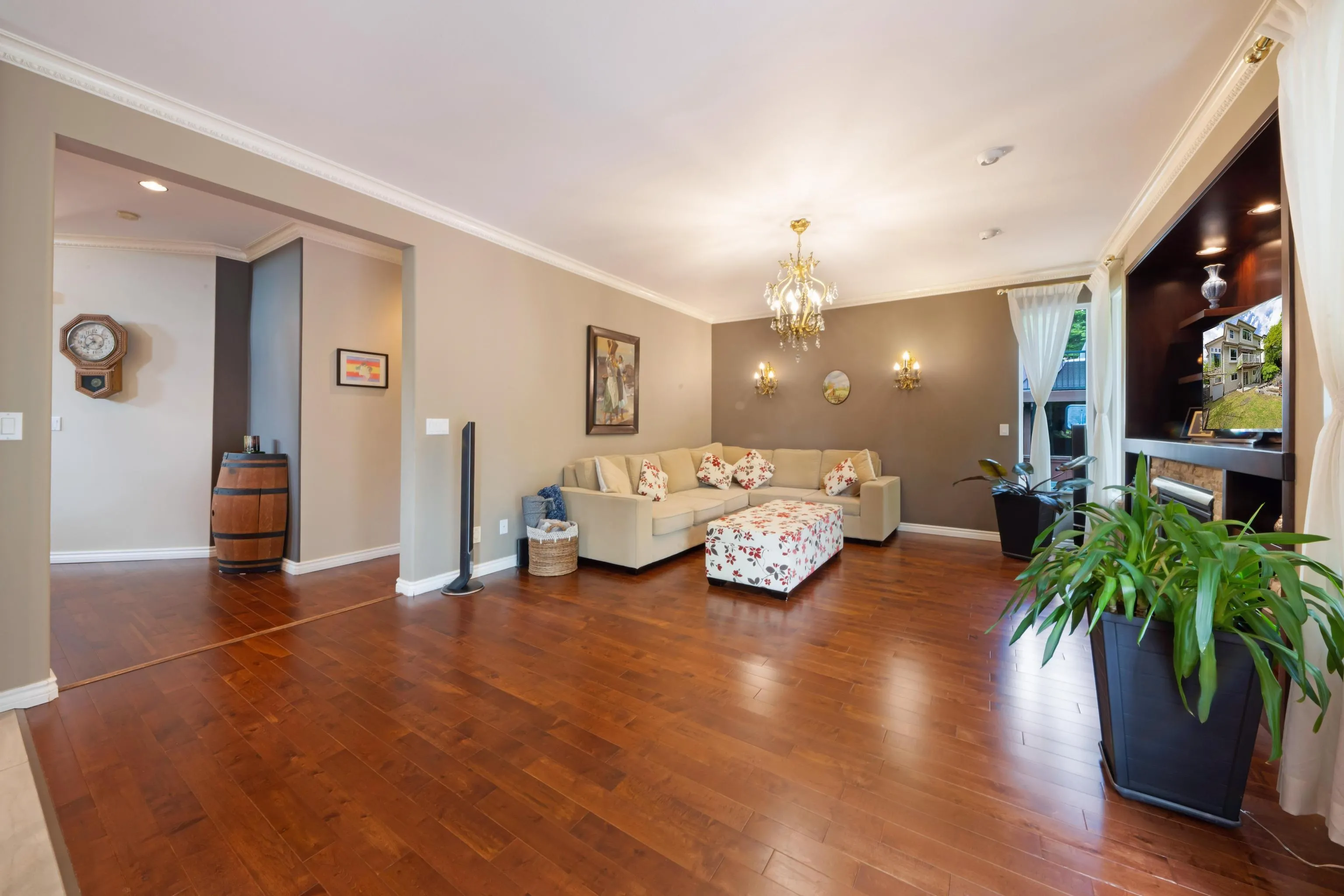 6 Linden Street