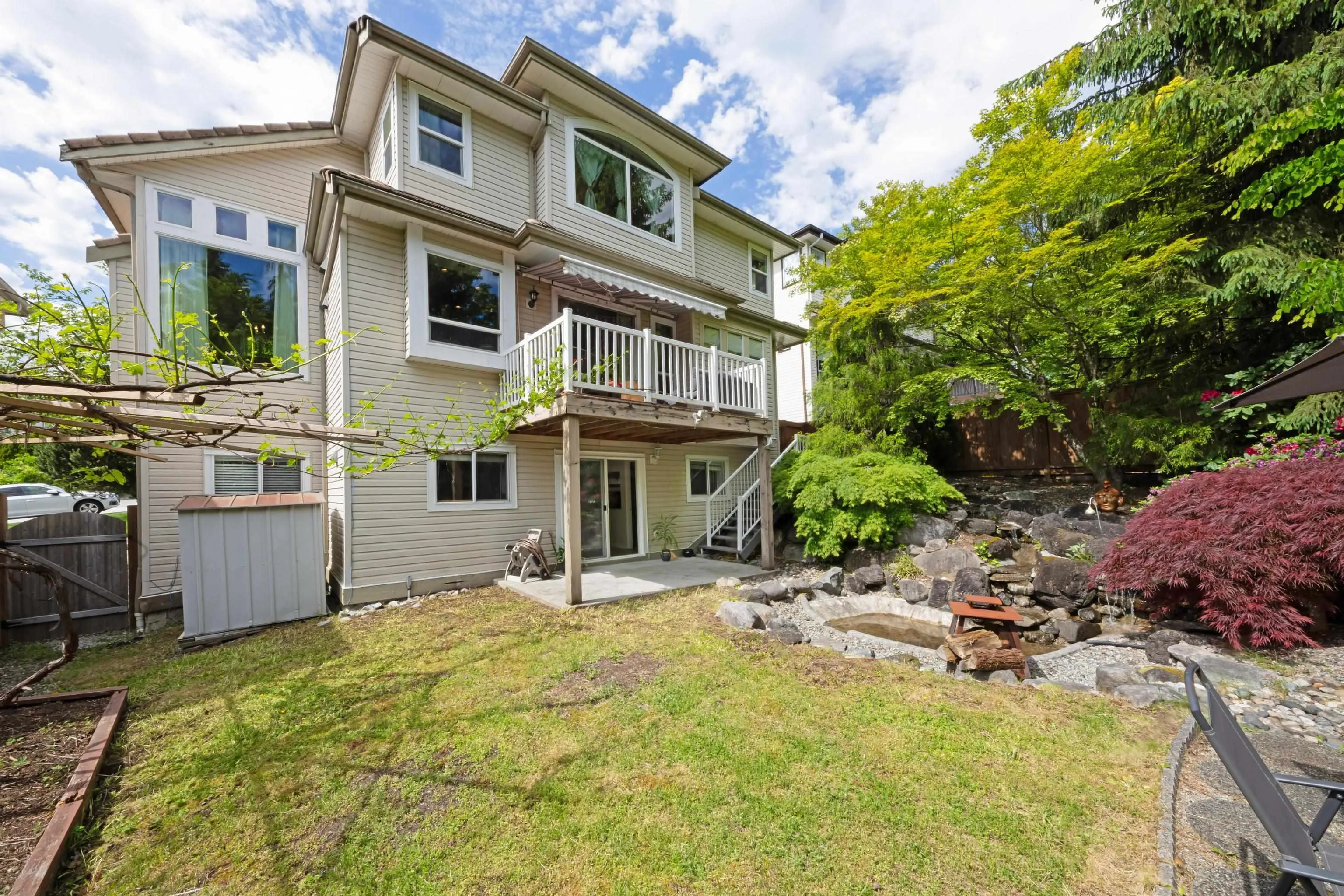 6 Linden Street
