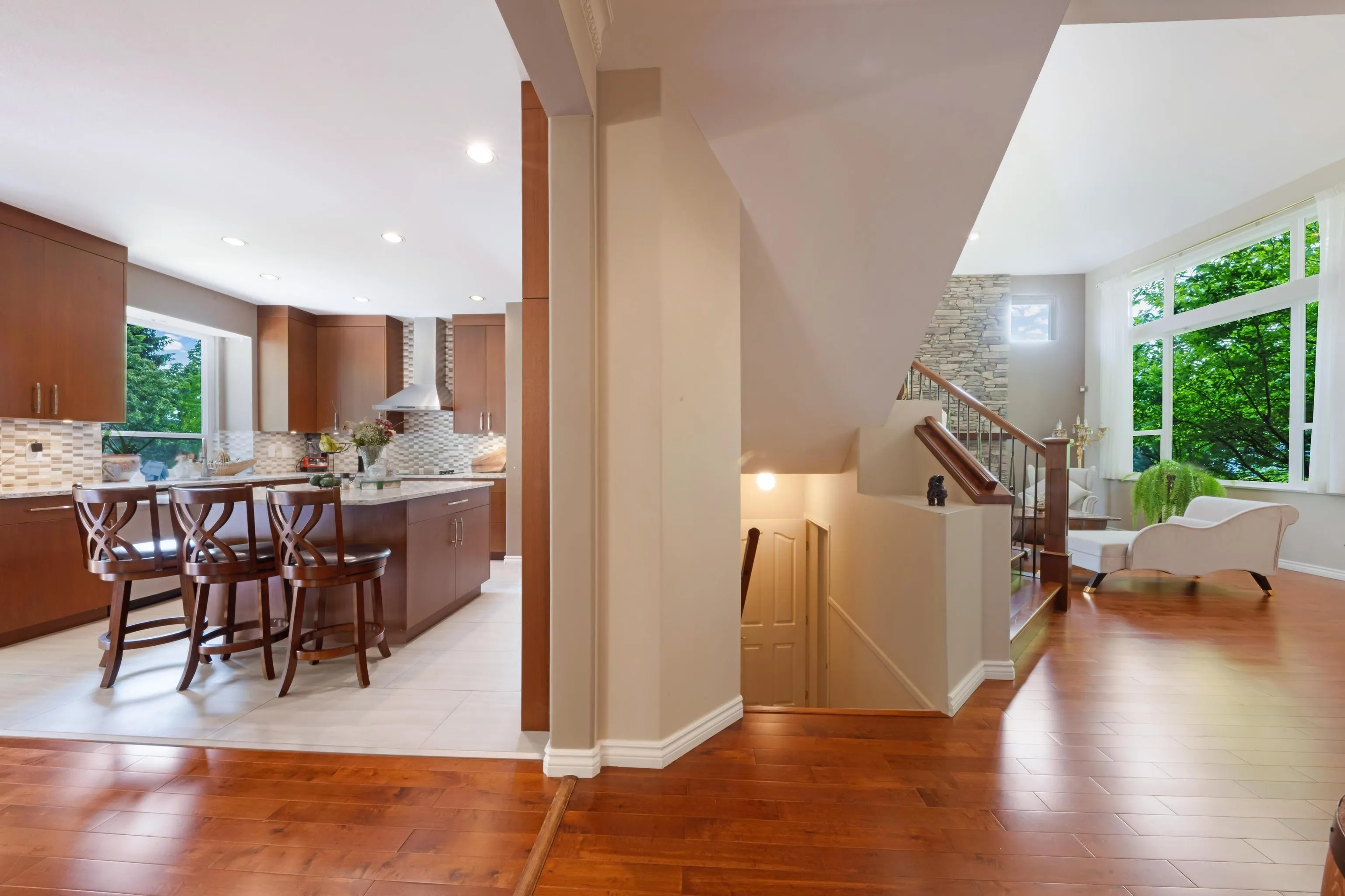 6 Linden Street