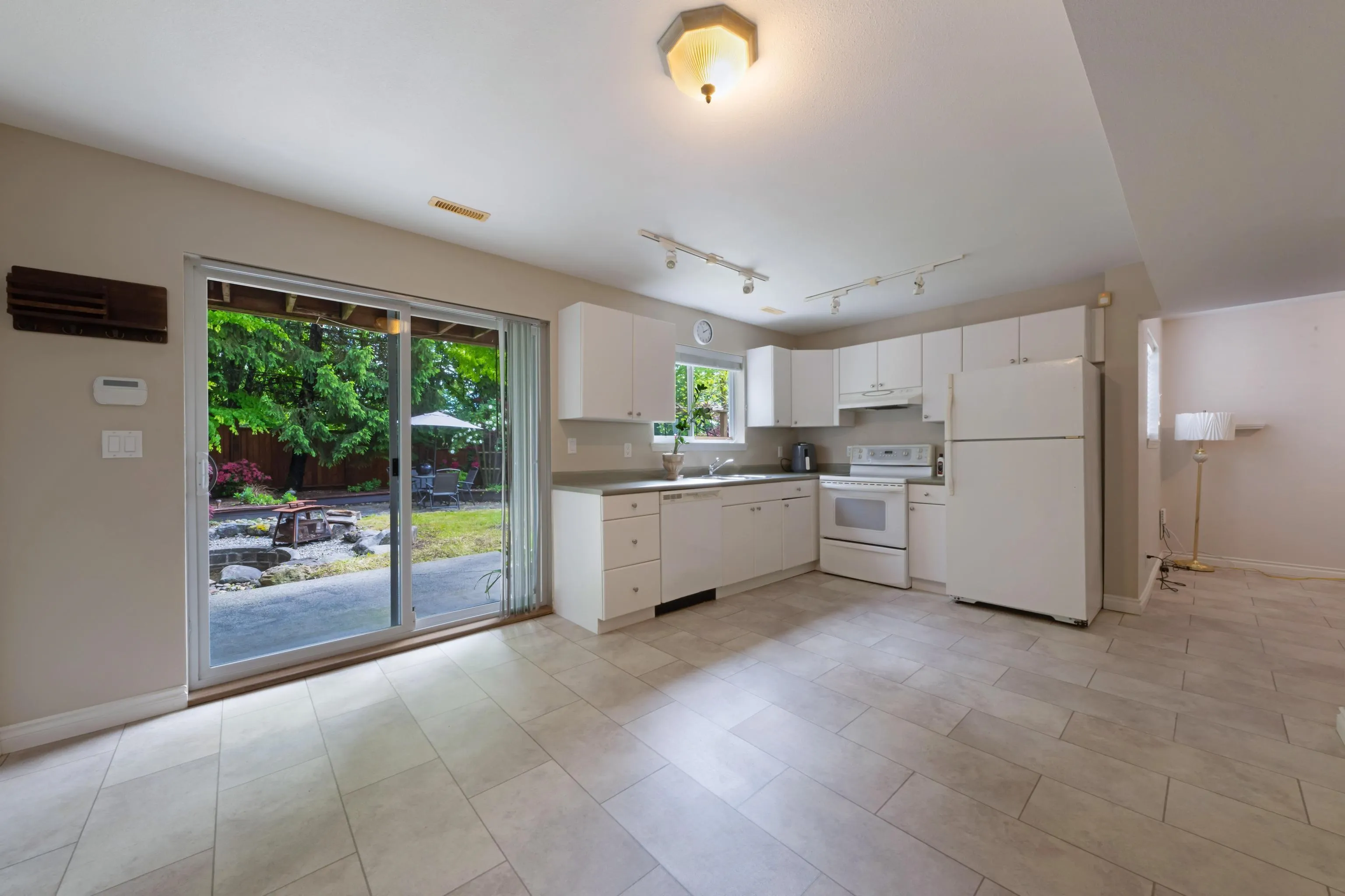 6 Linden Street