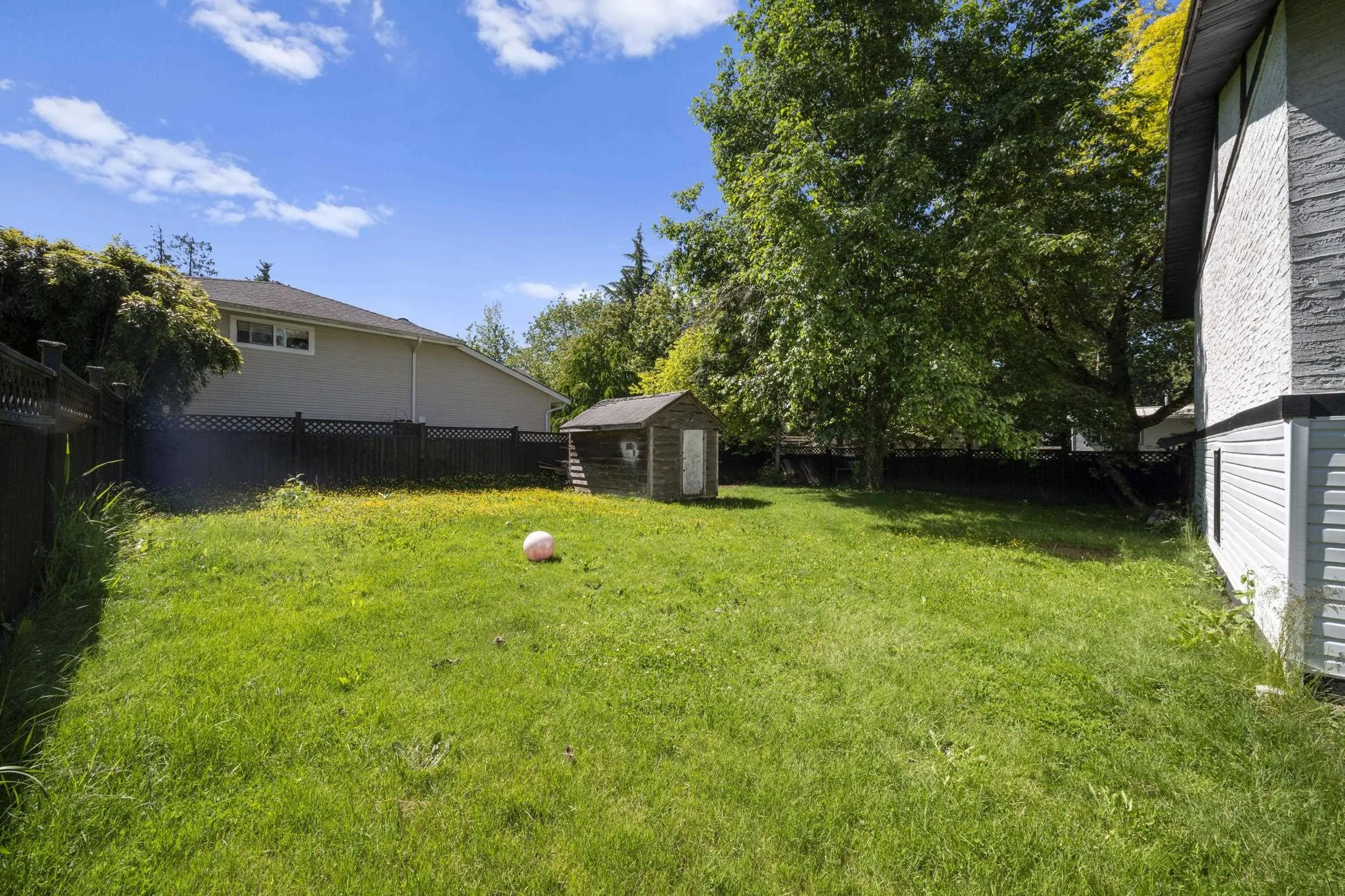 6194 Palomino Crescent