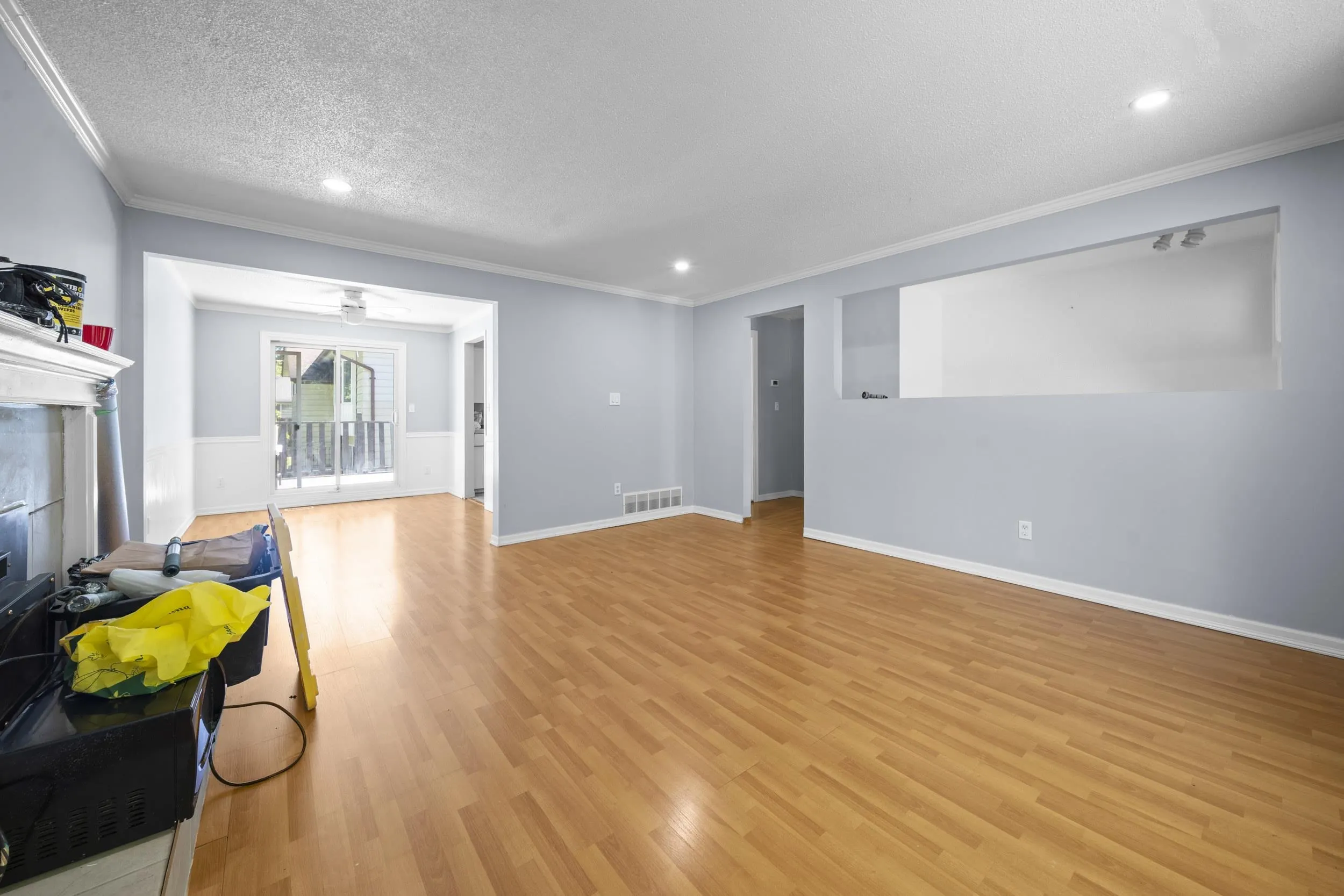 6194 Palomino Crescent
