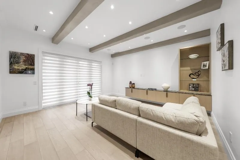 6559 Azure Road