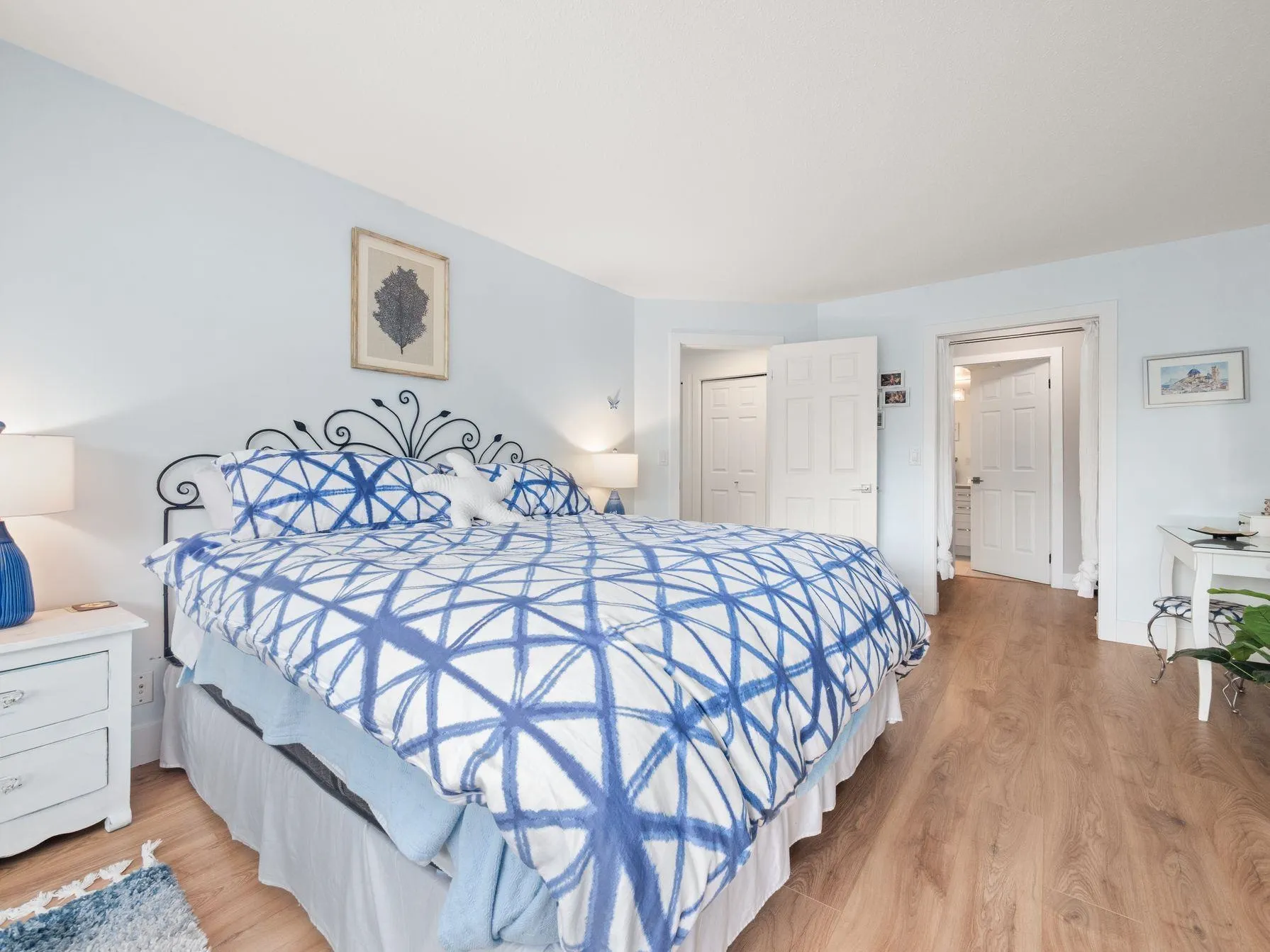 104 1327 Best Street