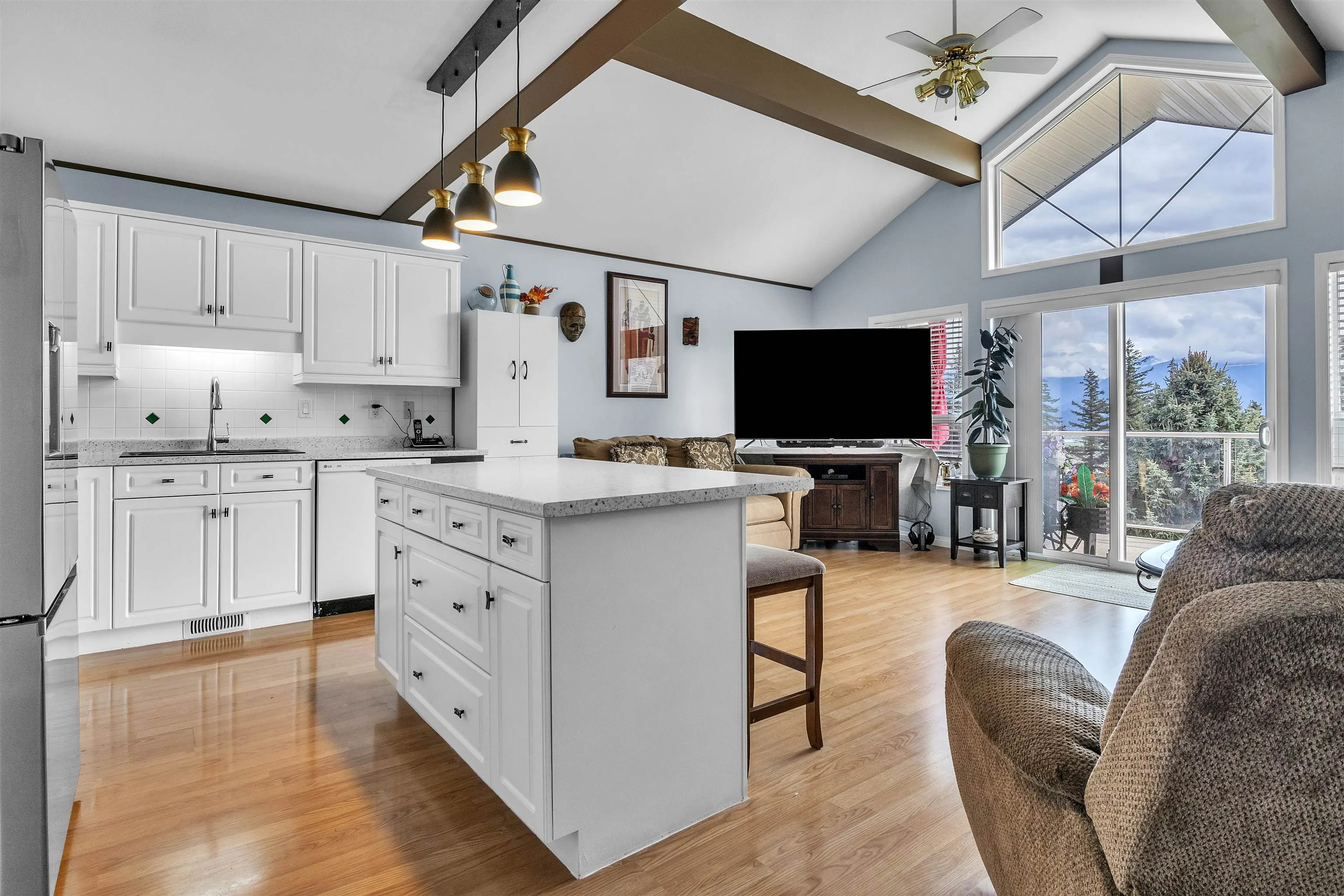 35 8590 Sunrise Drive